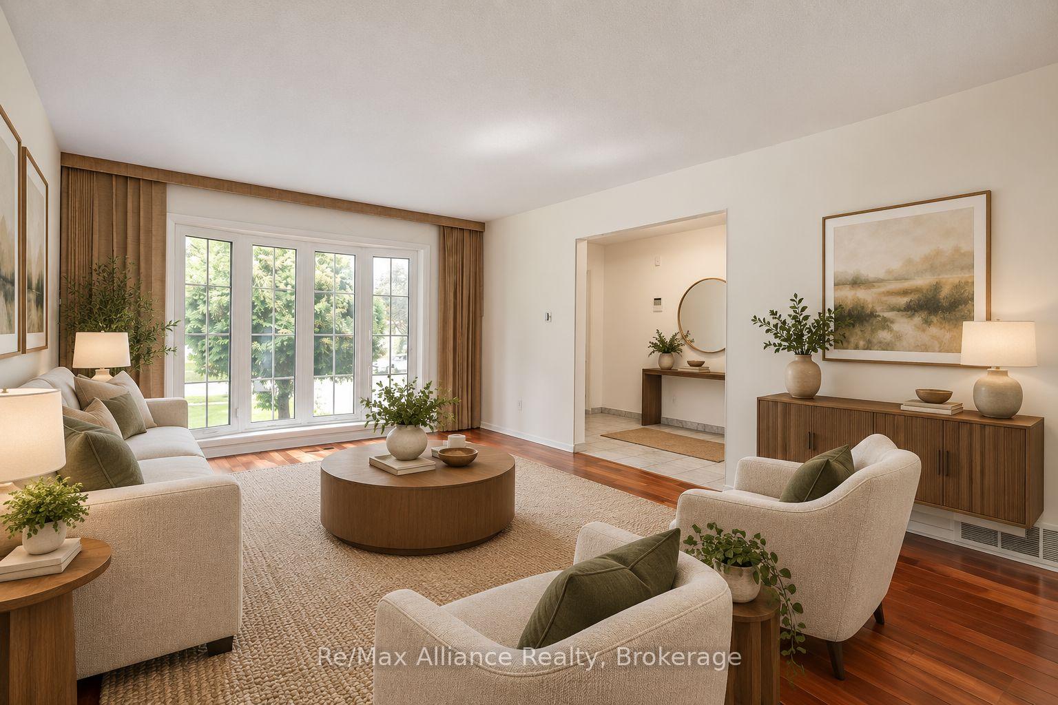 Photo 9 of 2454 Woking Crescent, Mississauga, Sheridan — HOMEH