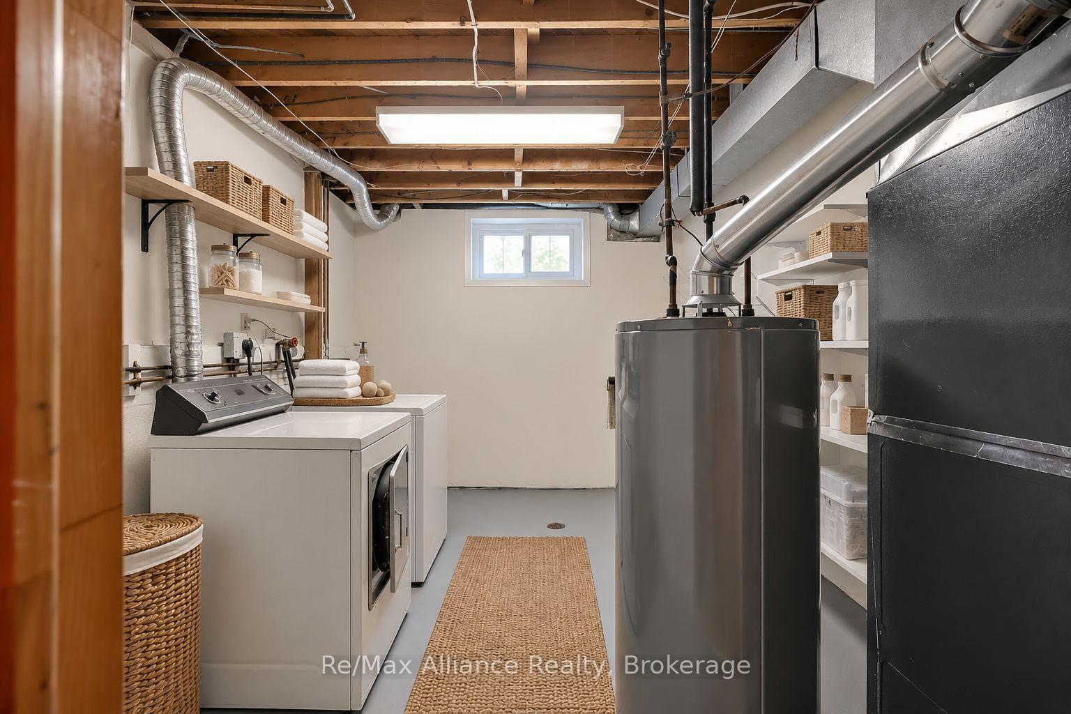 Photo 40 of 2454 Woking Crescent, Mississauga, Sheridan — HOMEH
