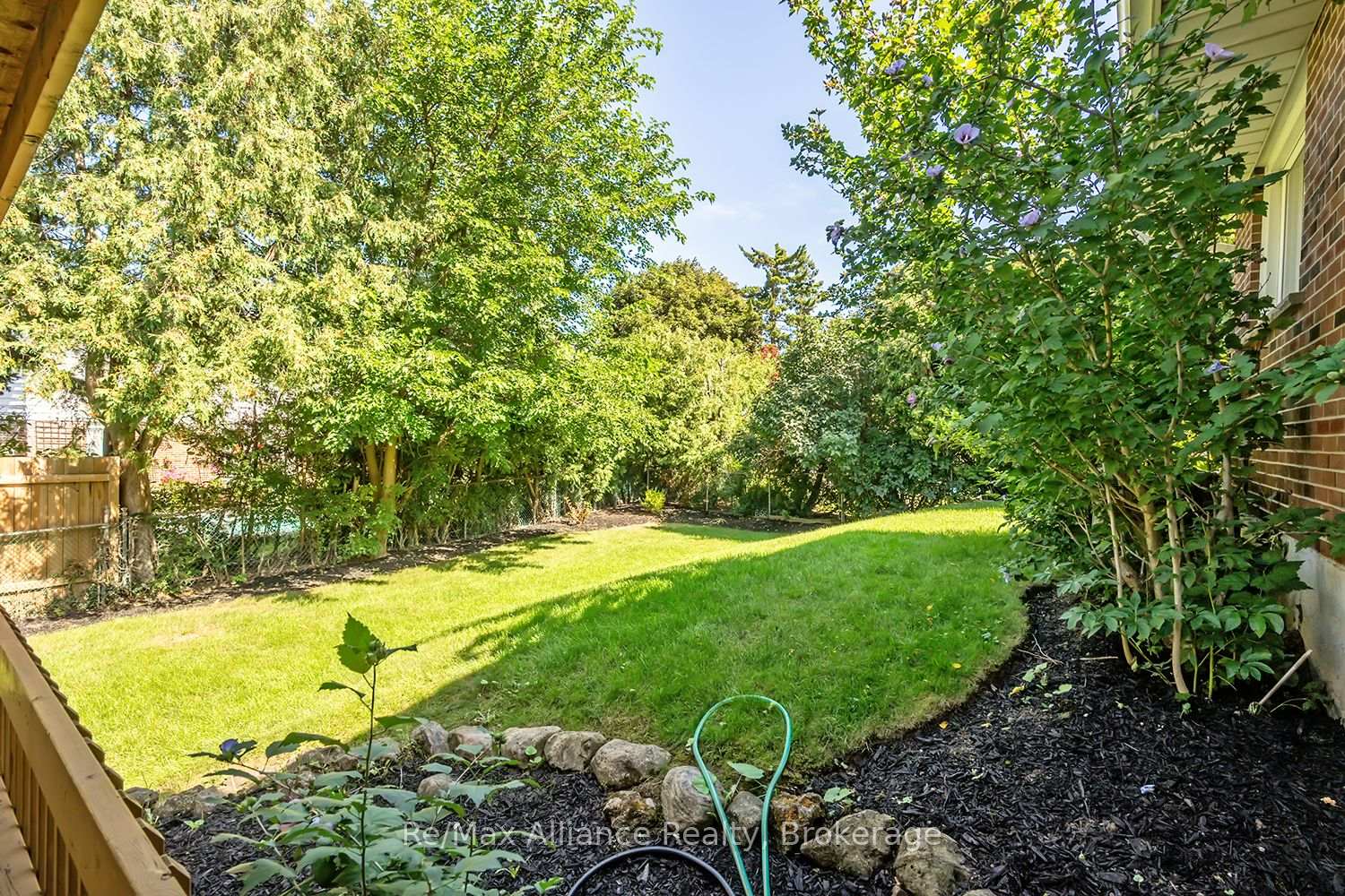 Photo 43 of 2454 Woking Crescent, Mississauga, Sheridan — HOMEH