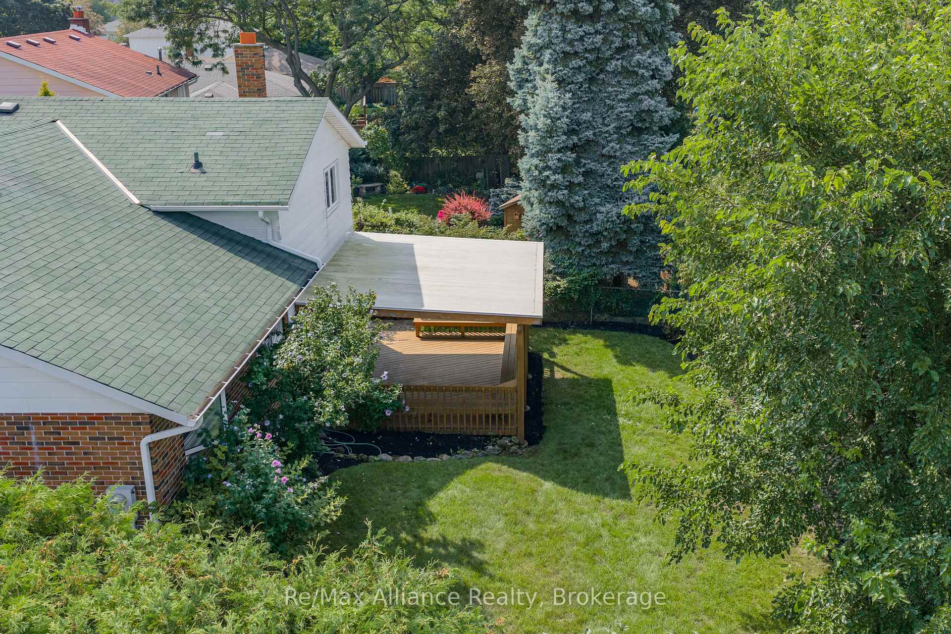 Photo 49 of 2454 Woking Crescent, Mississauga, Sheridan — HOMEH