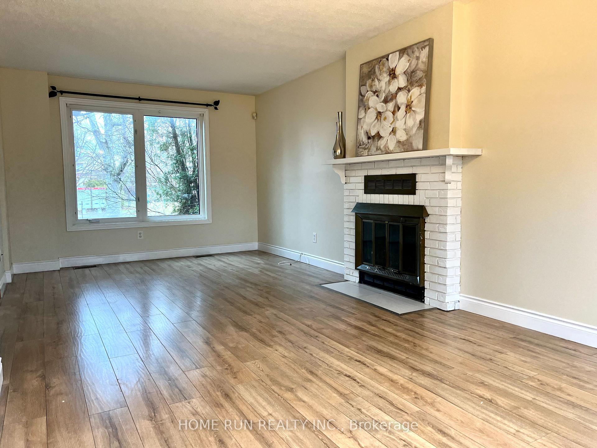 Photo 2 of 159 Pheasant Run Drive, Ottawa, Barrhaven - Pheasant Run — HOMEH