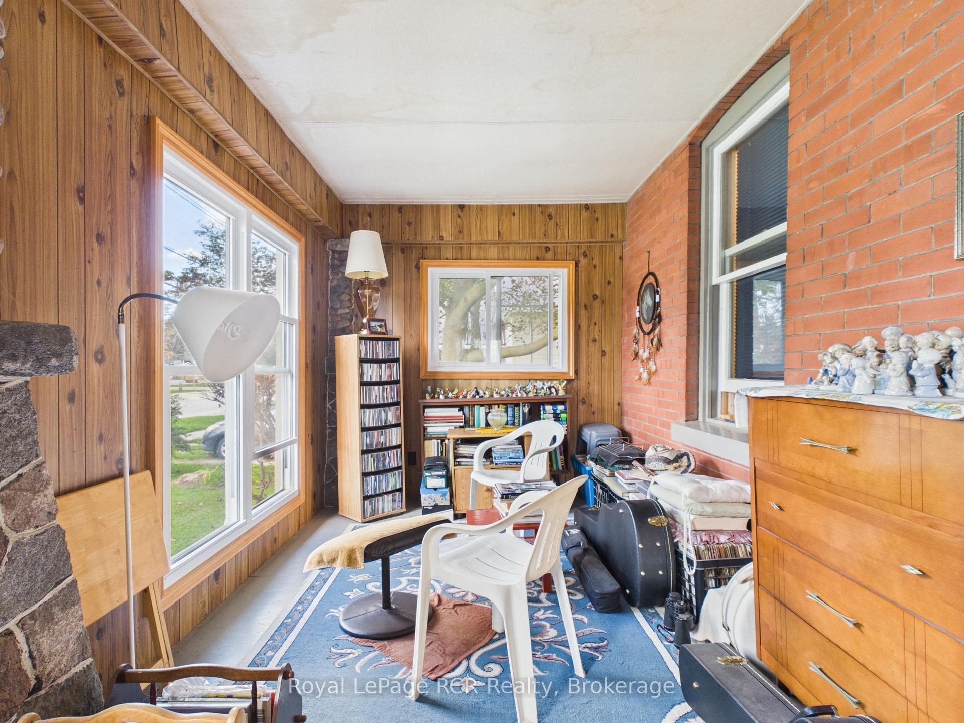 Photo 17 of 565 Havelock Street, Huron-Kinloss, Lucknow — HOMEH