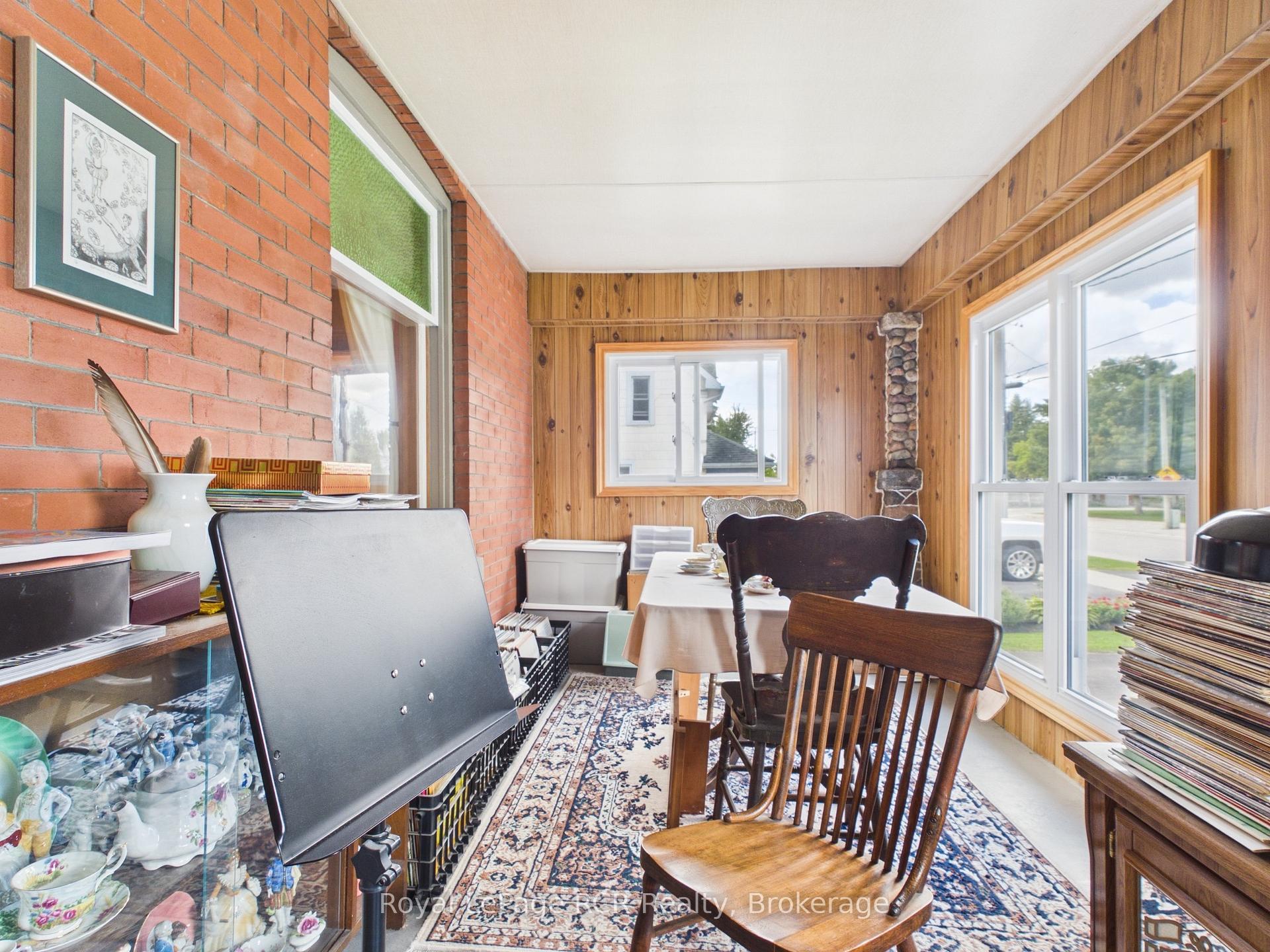 Photo 18 of 565 Havelock Street, Huron-Kinloss, Lucknow — HOMEH