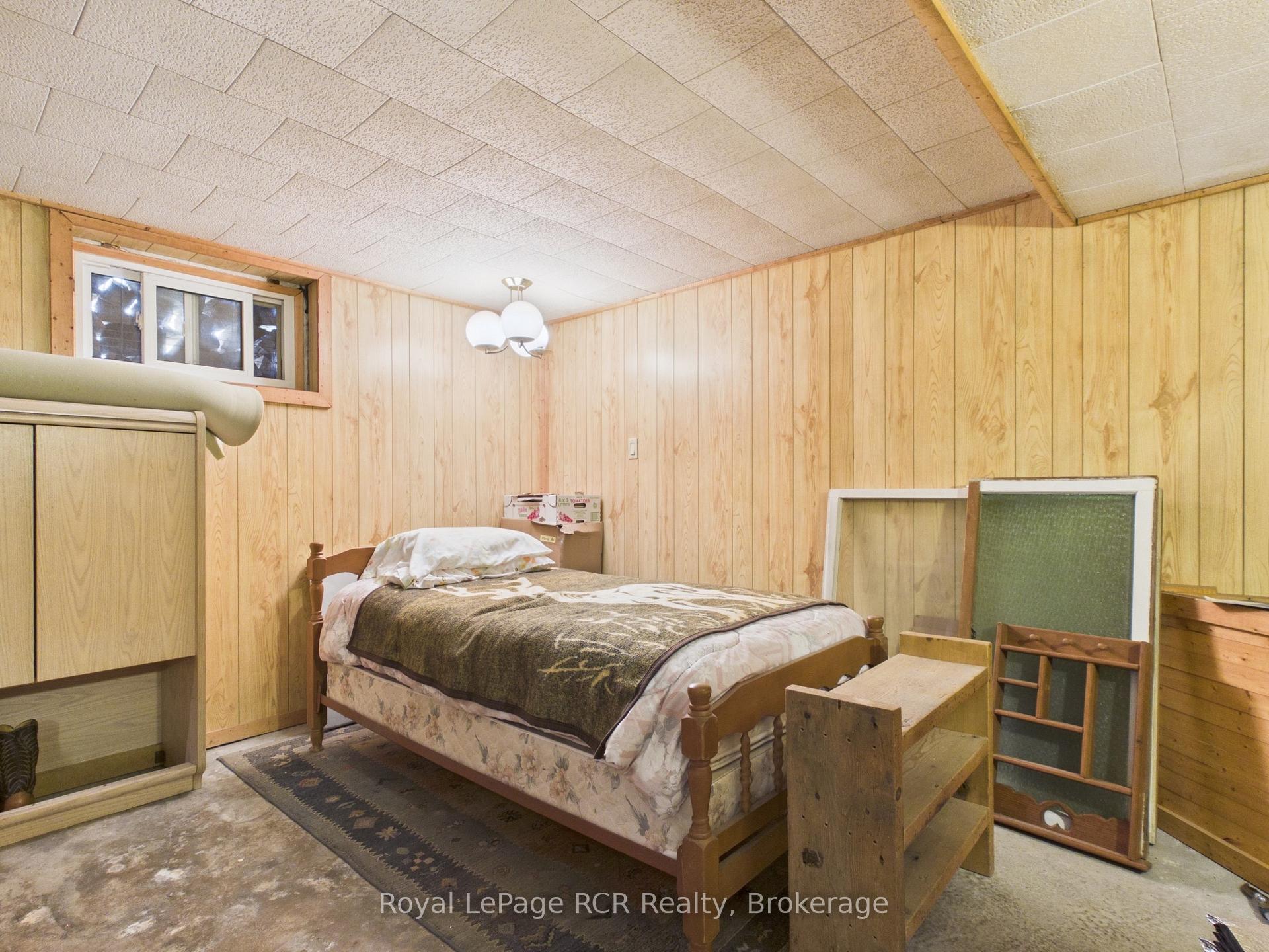 Photo 26 of 565 Havelock Street, Huron-Kinloss, Lucknow — HOMEH