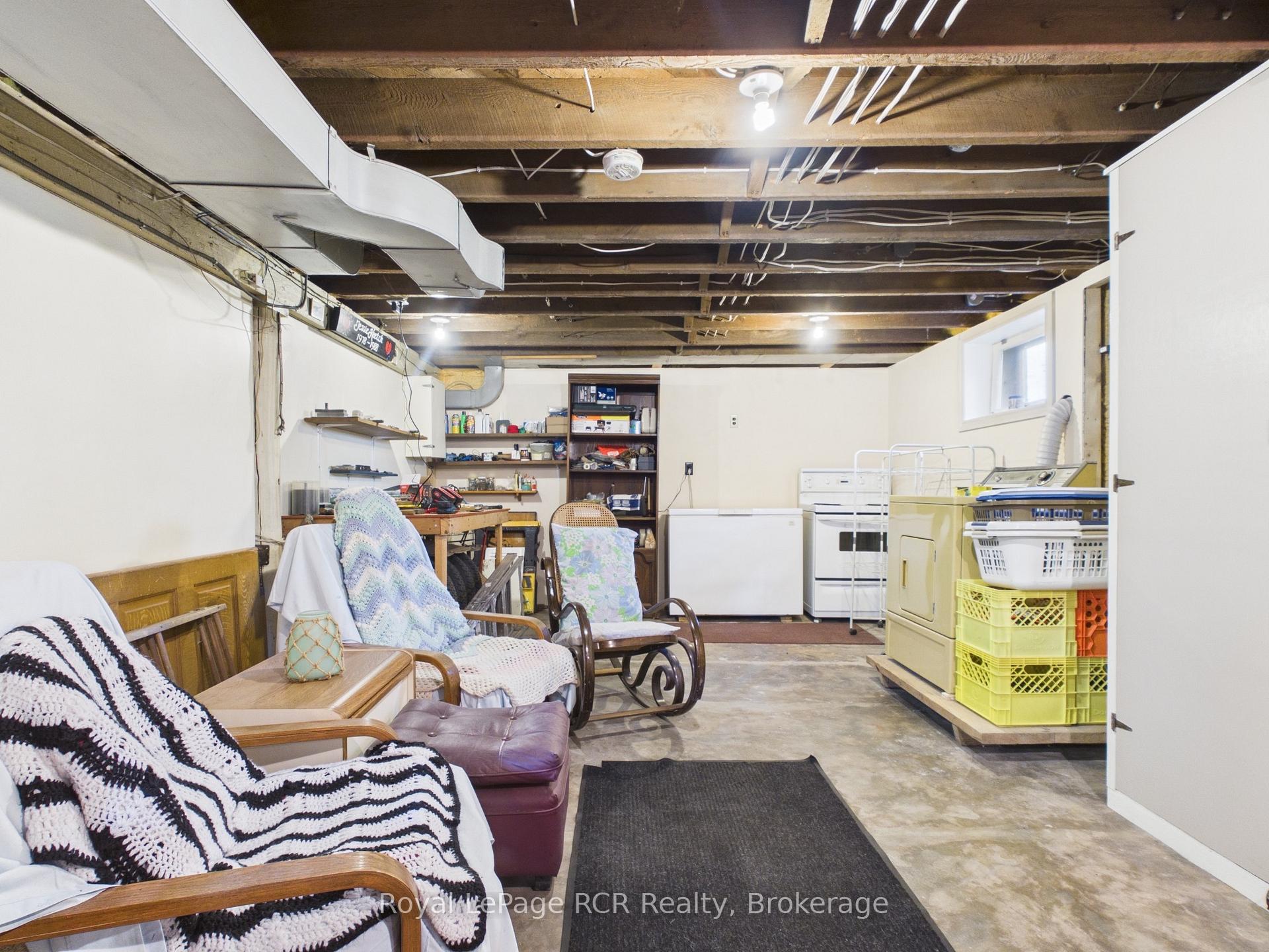 Photo 29 of 565 Havelock Street, Huron-Kinloss, Lucknow — HOMEH