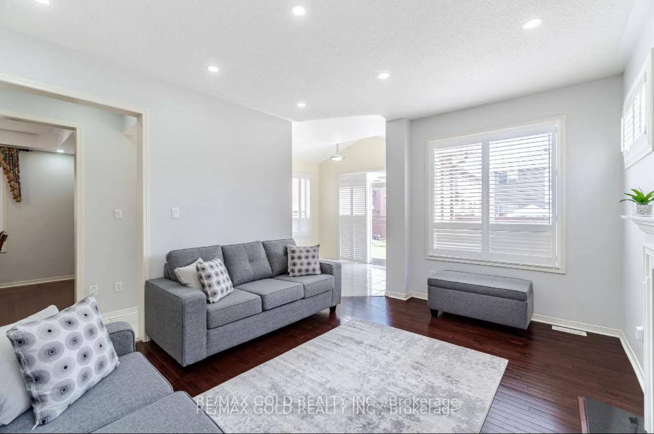 Photo 6 of 16 Mario Street, Brampton, Bram East — HOMEH