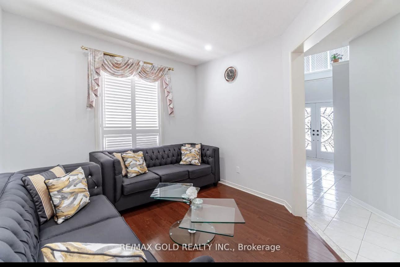 Photo 9 of 16 Mario Street, Brampton, Bram East — HOMEH