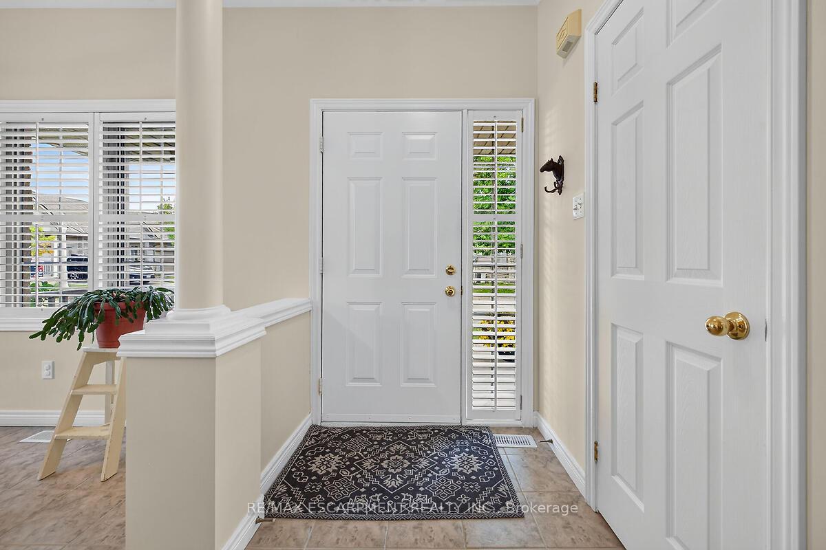 Photo 5 of Unit 23, 34 Southbrook Drive, Hamilton, Binbrook — HOMEH