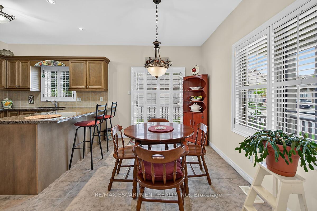 Photo 7 of Unit 23, 34 Southbrook Drive, Hamilton, Binbrook — HOMEH