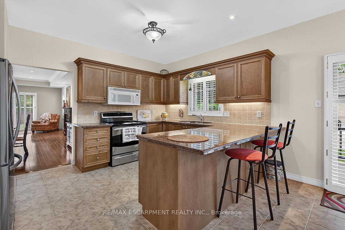Photo 10 of Unit 23, 34 Southbrook Drive, Hamilton, Binbrook — HOMEH