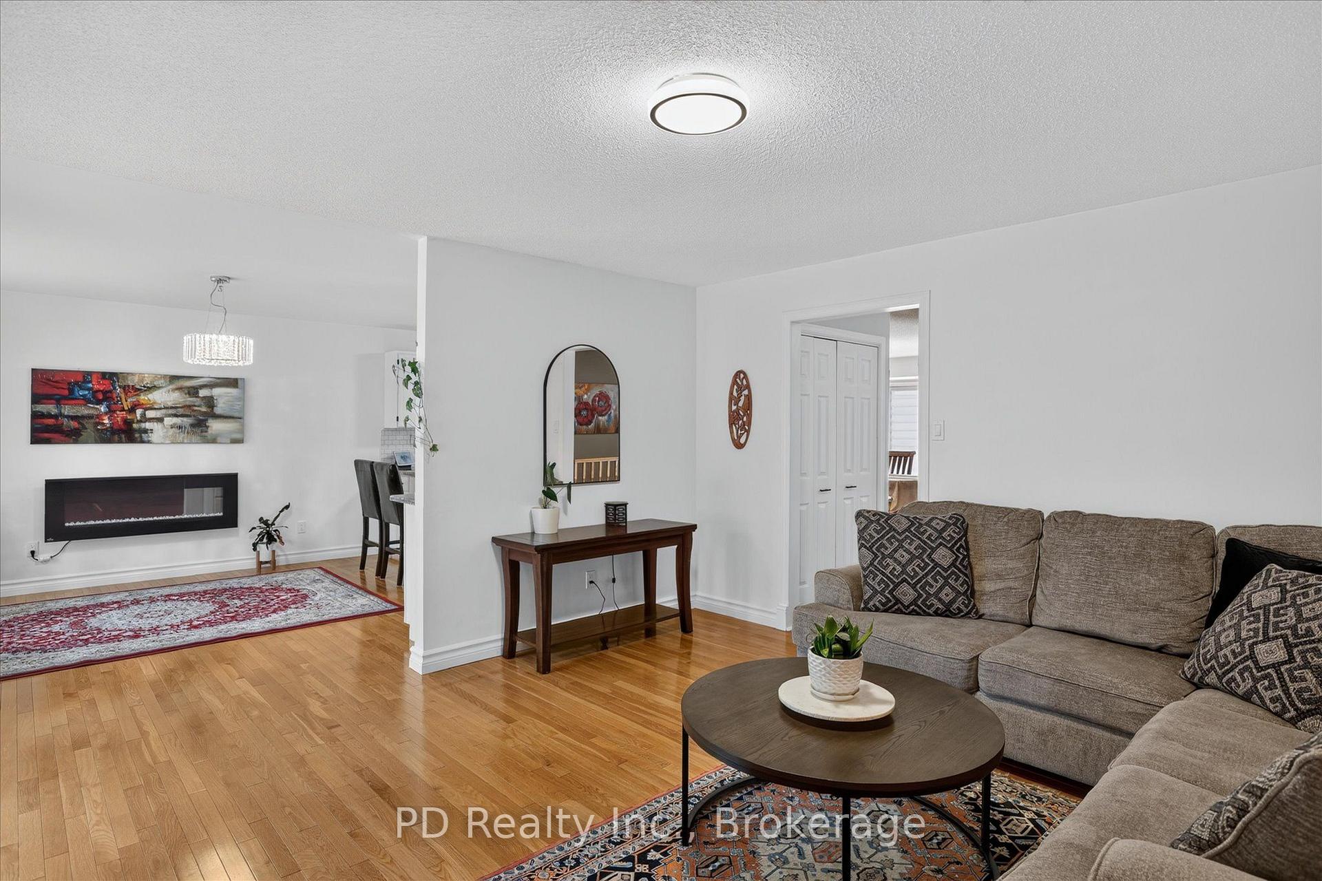 Photo 11 of 1436 Wildlark Drive, Peterborough, Monaghan Ward 2 — HOMEH