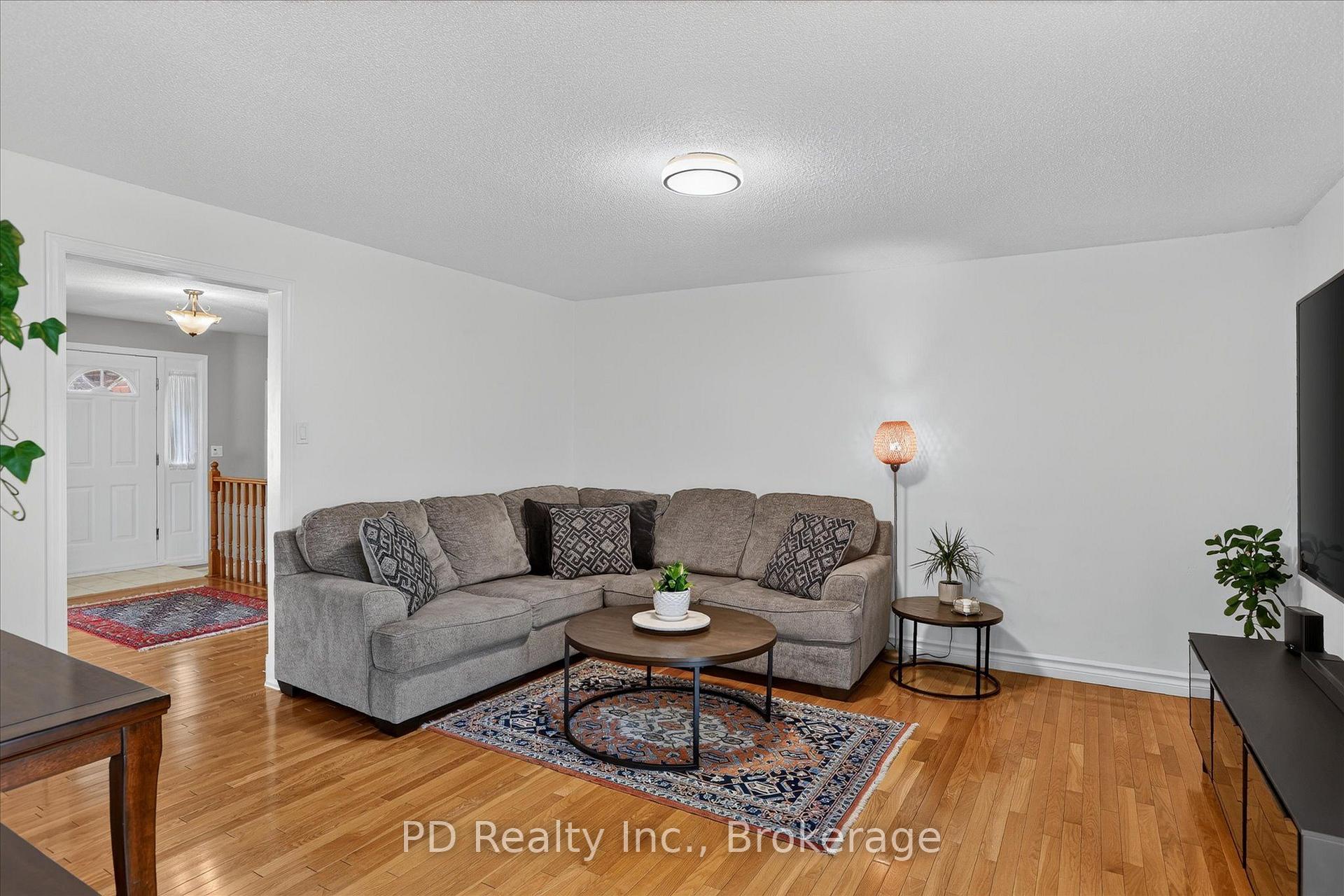 Photo 12 of 1436 Wildlark Drive, Peterborough, Monaghan Ward 2 — HOMEH