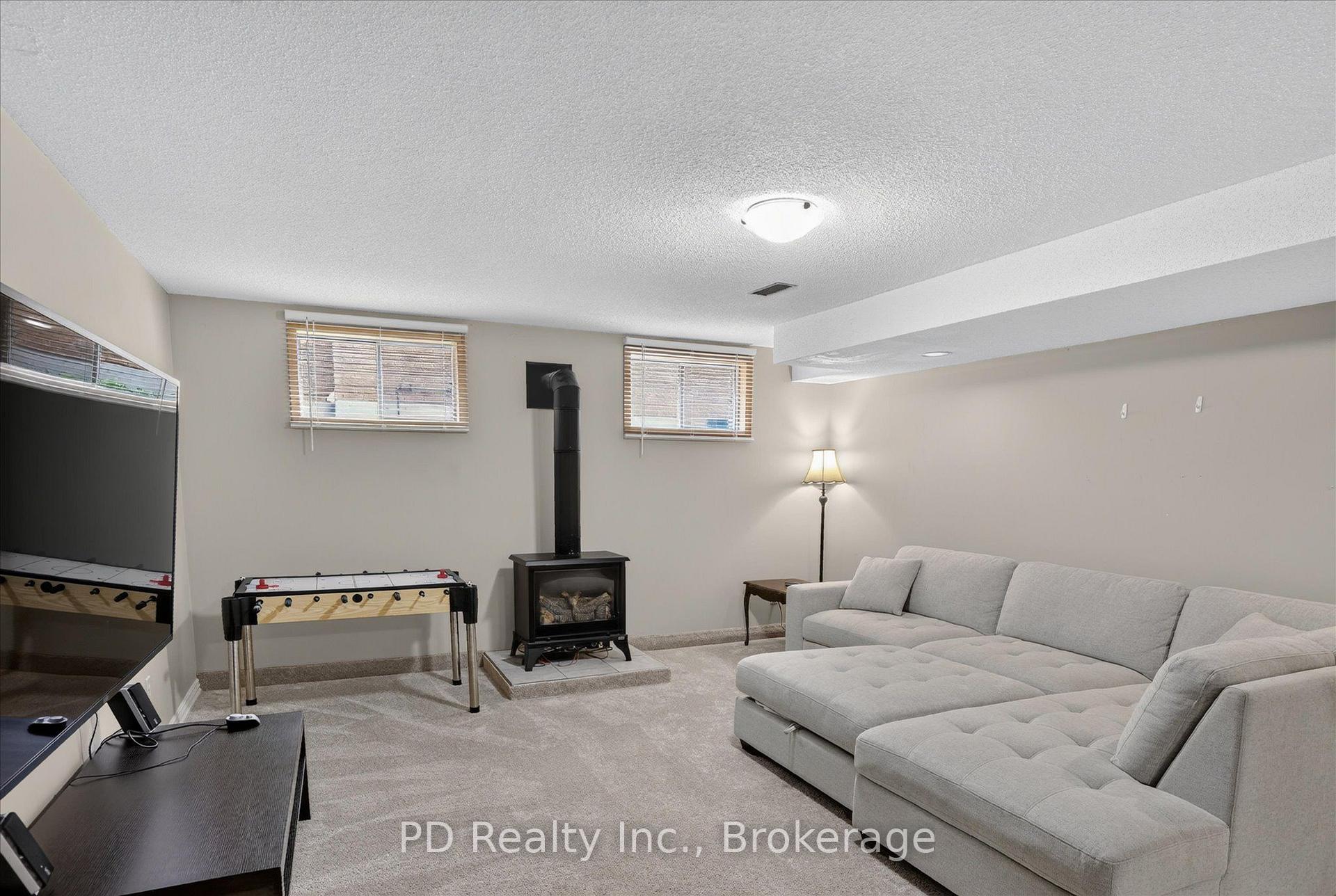 Photo 32 of 1436 Wildlark Drive, Peterborough, Monaghan Ward 2 — HOMEH