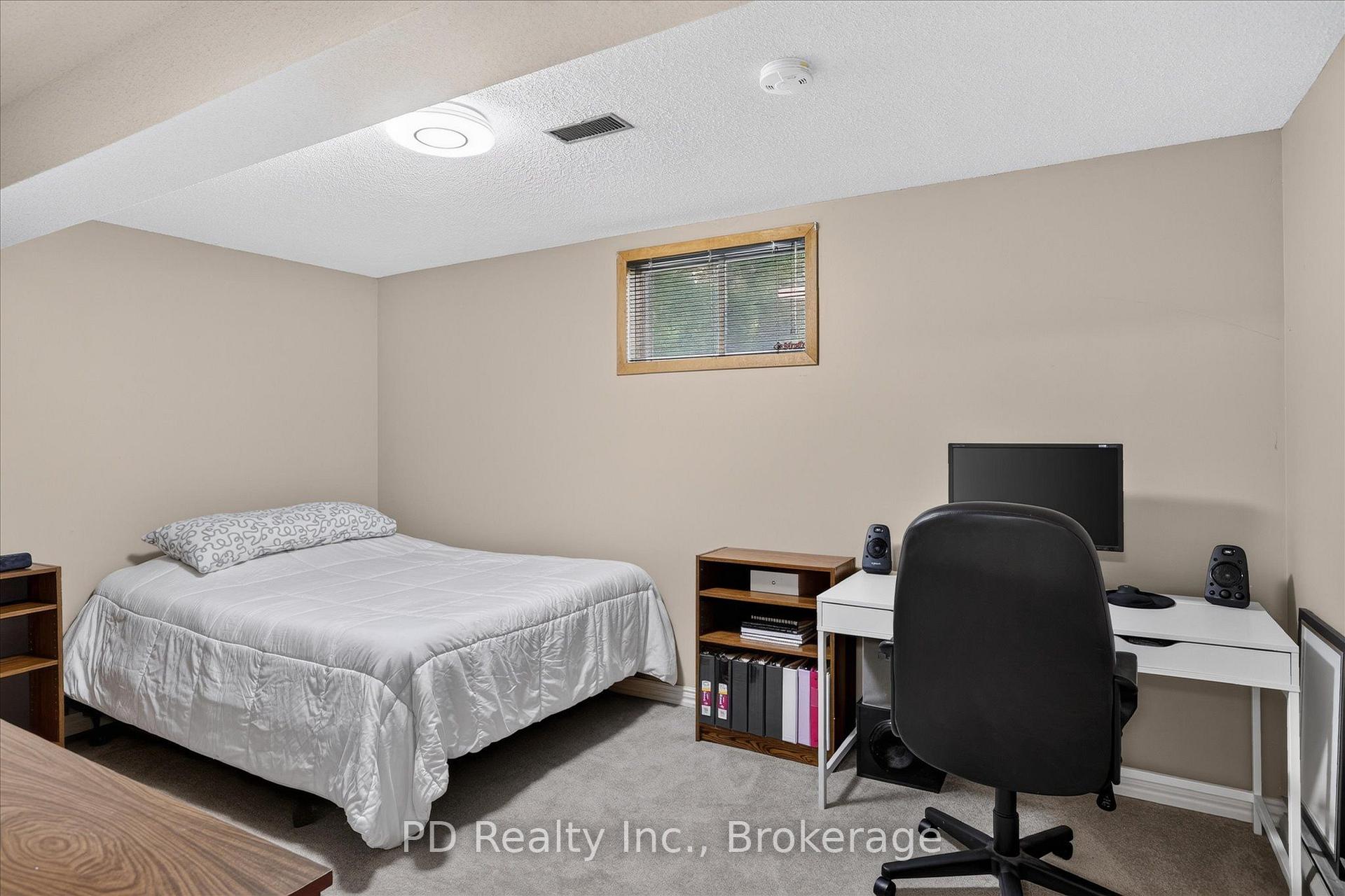 Photo 37 of 1436 Wildlark Drive, Peterborough, Monaghan Ward 2 — HOMEH