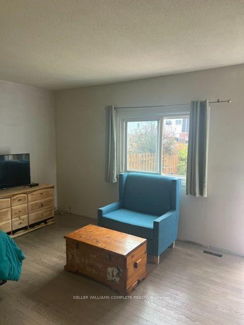 Photo 3 of Unit 138, 185 Denistoun Street, Welland, Broadway — HOMEH
