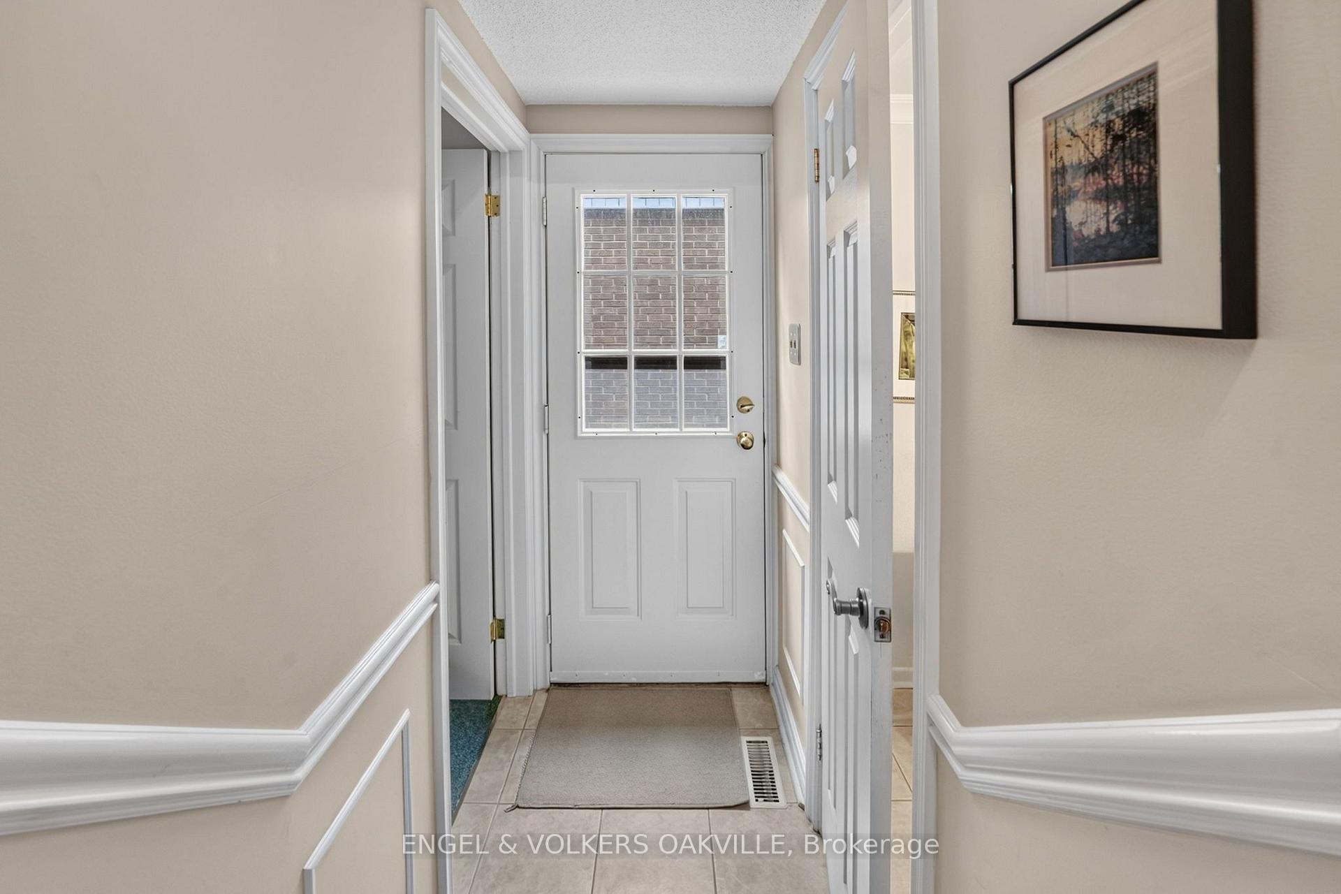 Photo 11 of 4300 Pheasant Run, Mississauga, Erin Mills — HOMEH