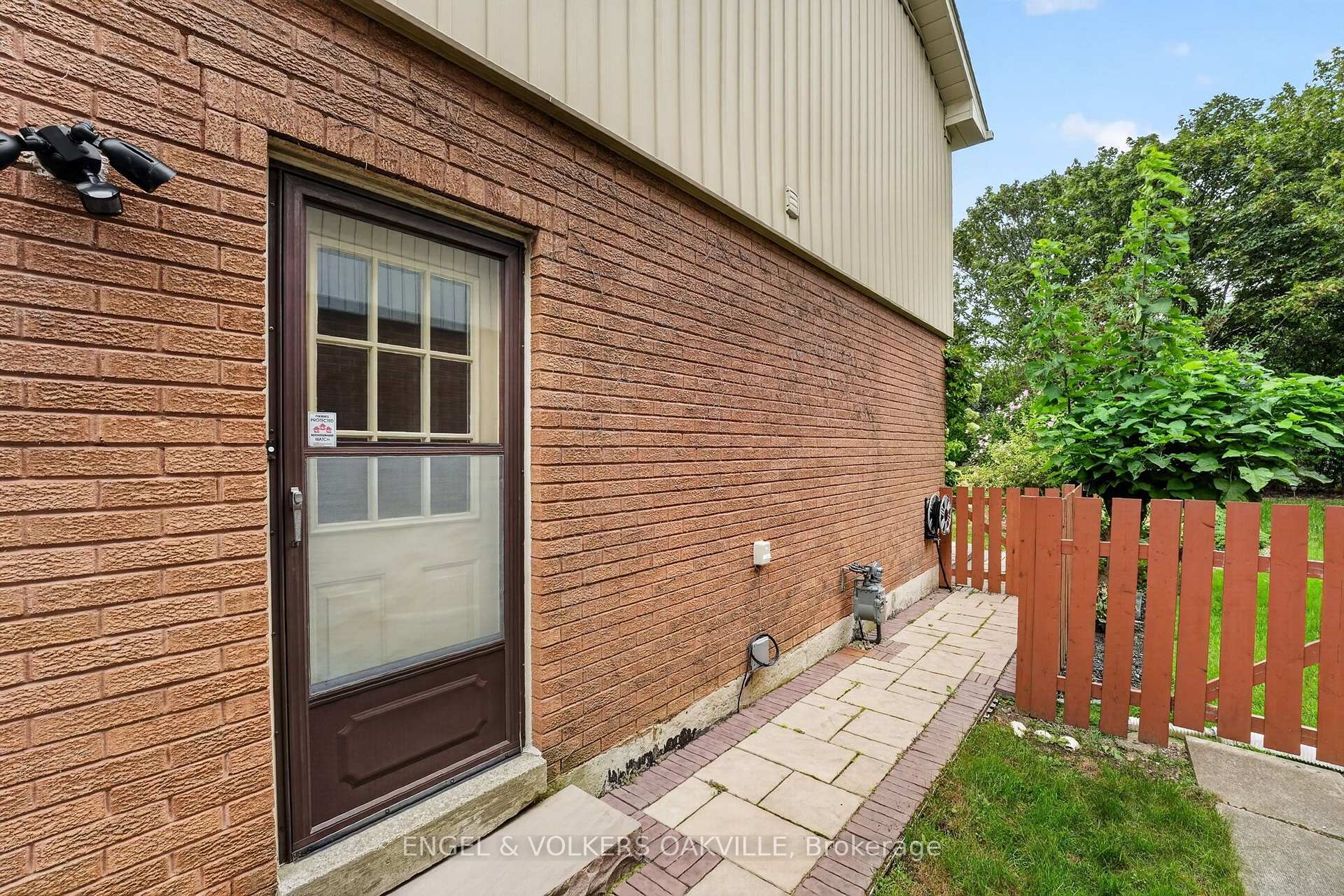 Photo 12 of 4300 Pheasant Run, Mississauga, Erin Mills — HOMEH