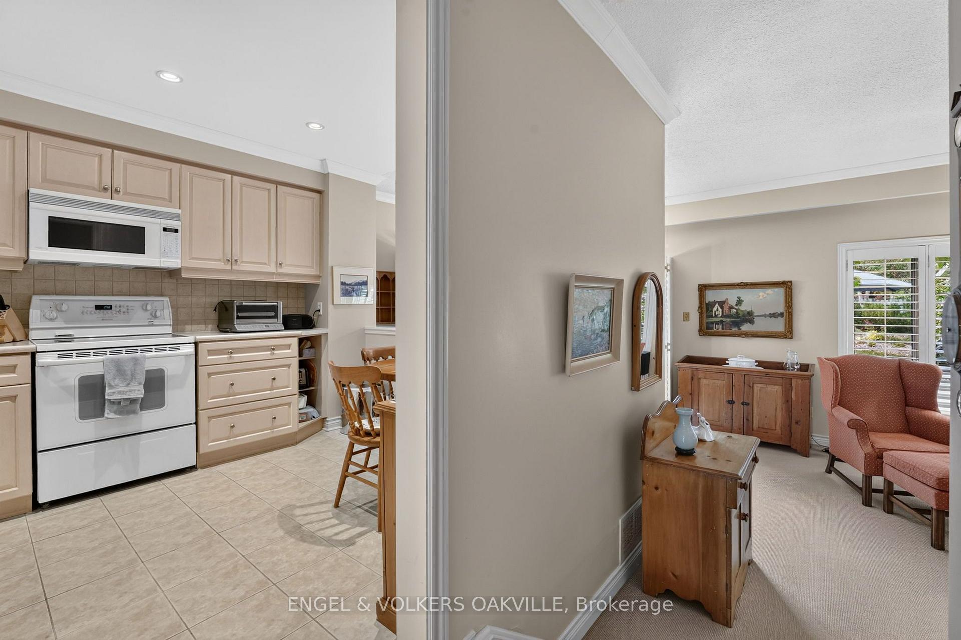 Photo 15 of 4300 Pheasant Run, Mississauga, Erin Mills — HOMEH