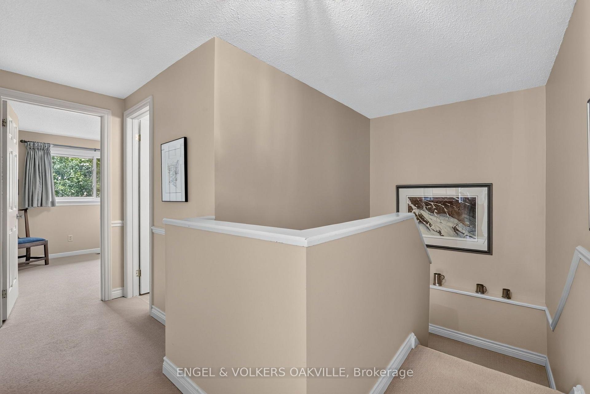 Photo 24 of 4300 Pheasant Run, Mississauga, Erin Mills — HOMEH