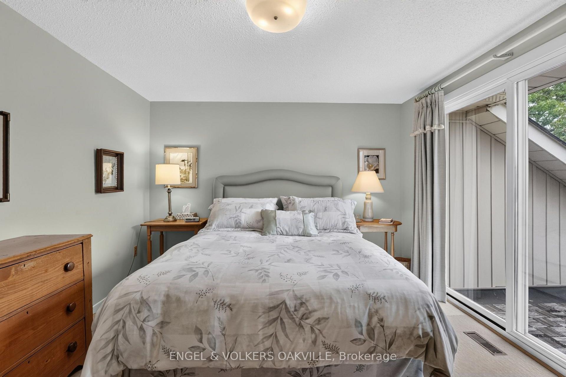 Photo 32 of 4300 Pheasant Run, Mississauga, Erin Mills — HOMEH