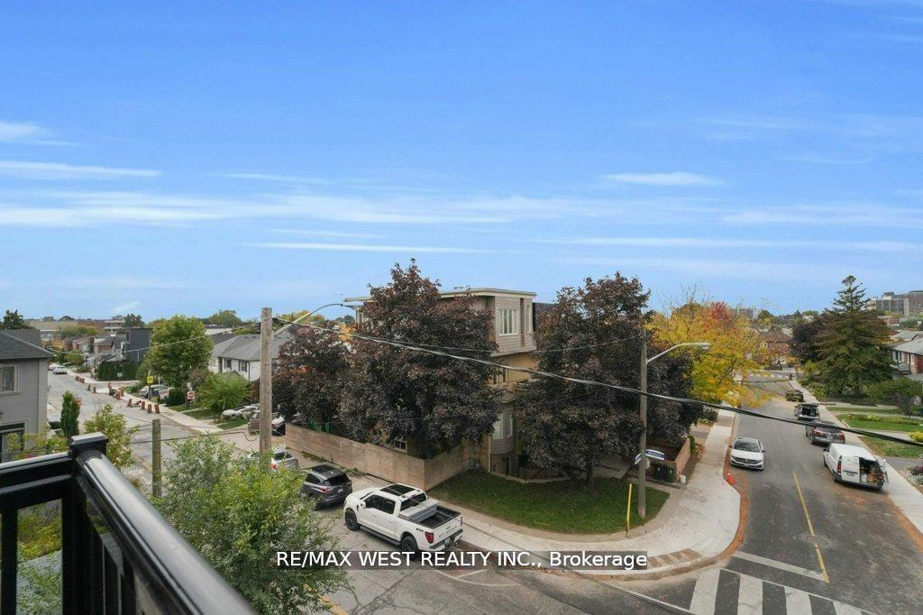 Photo 14 of 661 Winona Drive, Toronto, Oakwood Village — HOMEH