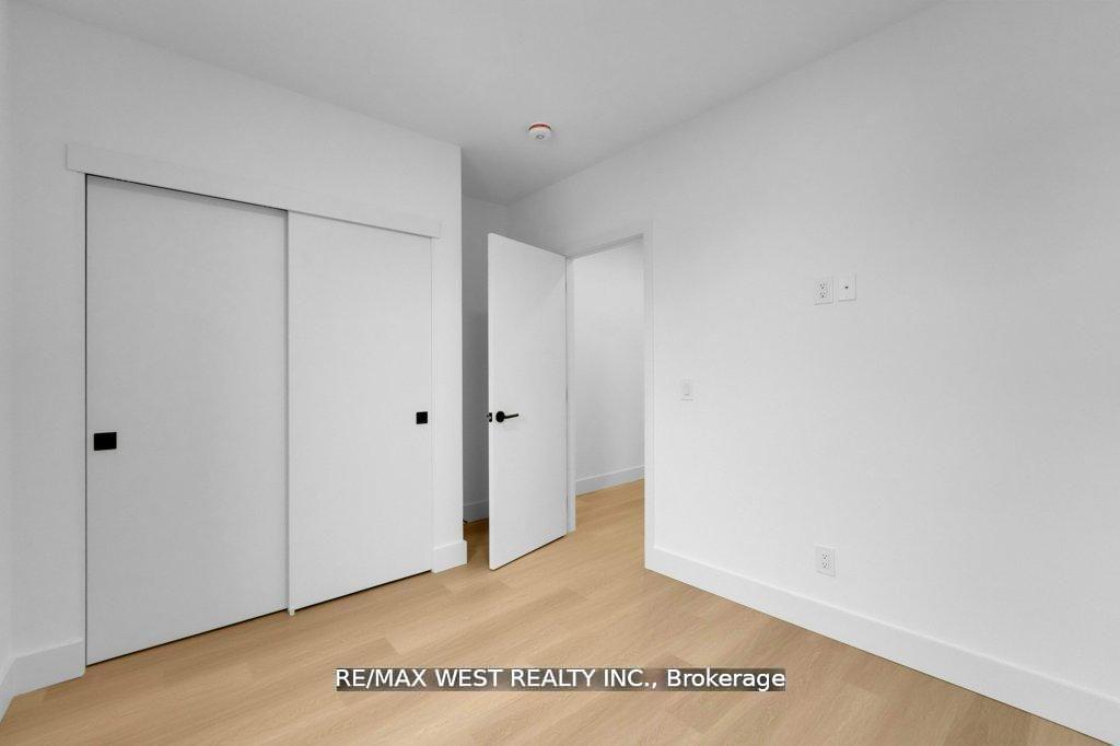 Photo 16 of 661 Winona Drive, Toronto, Oakwood Village — HOMEH