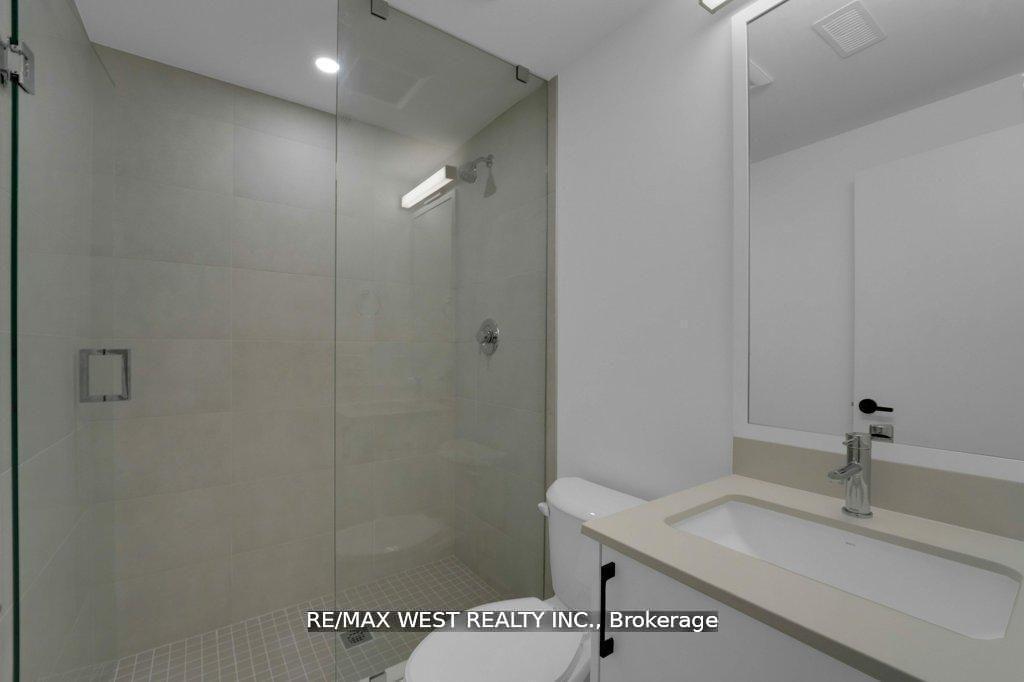 Photo 29 of 661 Winona Drive, Toronto, Oakwood Village — HOMEH