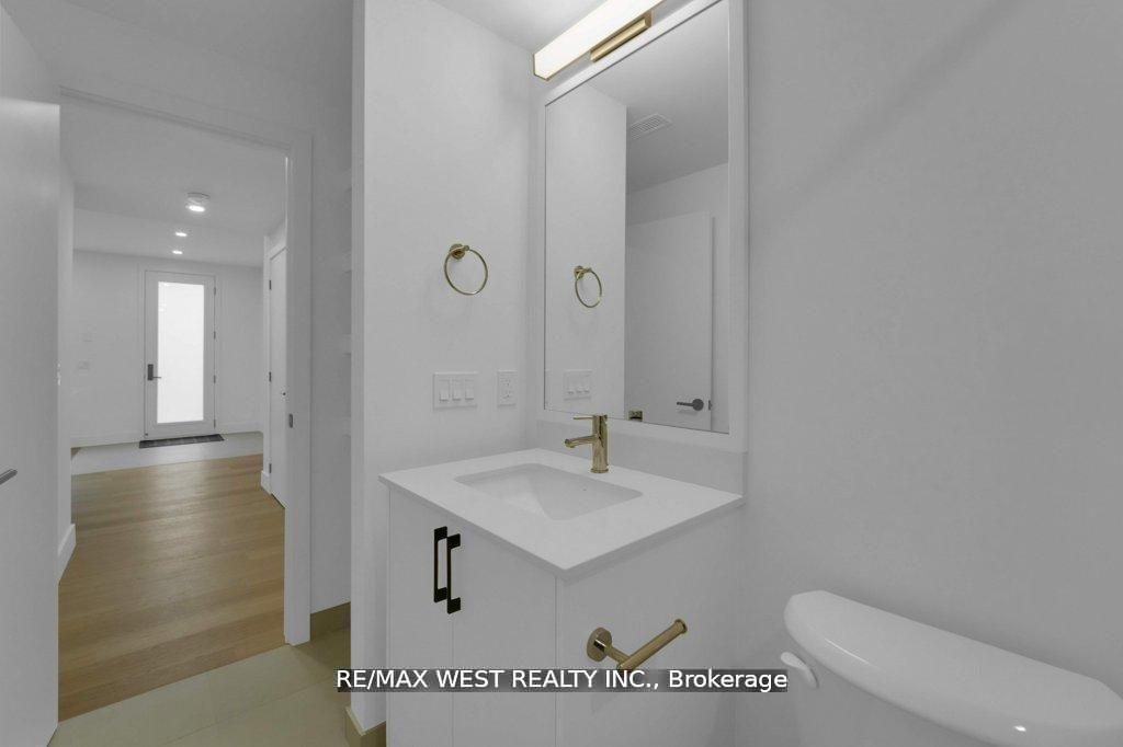 Photo 34 of 661 Winona Drive, Toronto, Oakwood Village — HOMEH