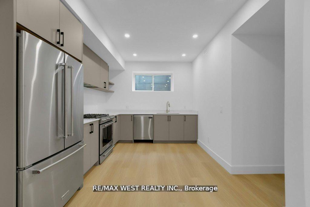 Photo 39 of 661 Winona Drive, Toronto, Oakwood Village — HOMEH