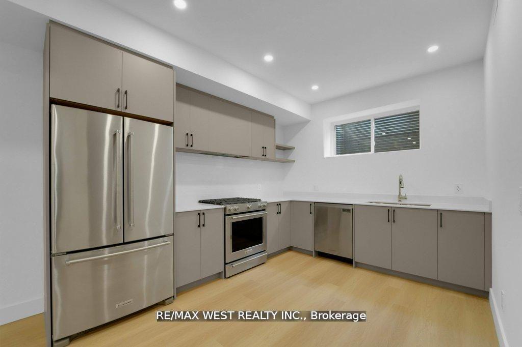 Photo 40 of 661 Winona Drive, Toronto, Oakwood Village — HOMEH