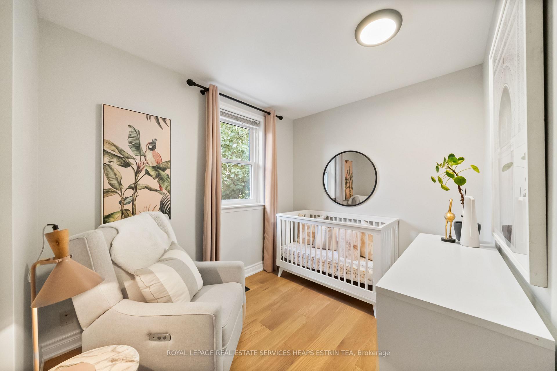 Photo 25 of 253 Donlea Drive, Toronto, Leaside — HOMEH
