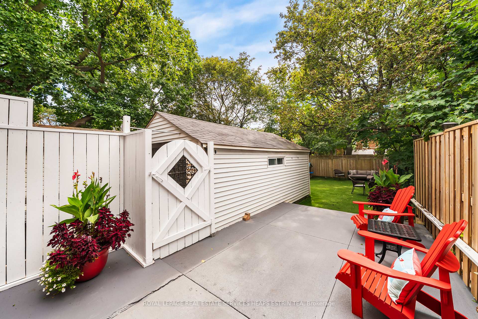 Photo 35 of 253 Donlea Drive, Toronto, Leaside — HOMEH