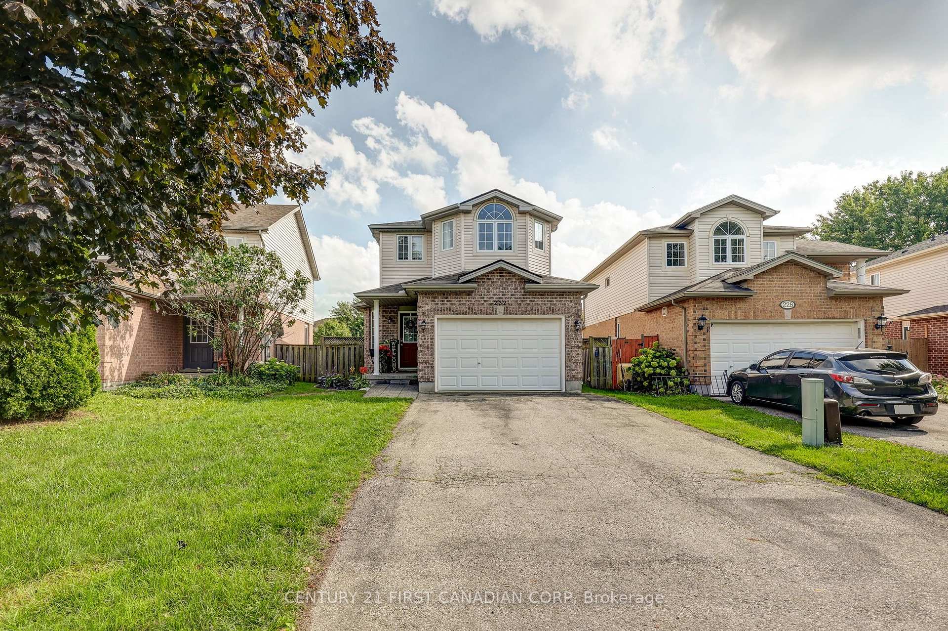 Photo 2 of 232 Ridgeview Place, London, East A — HOMEH