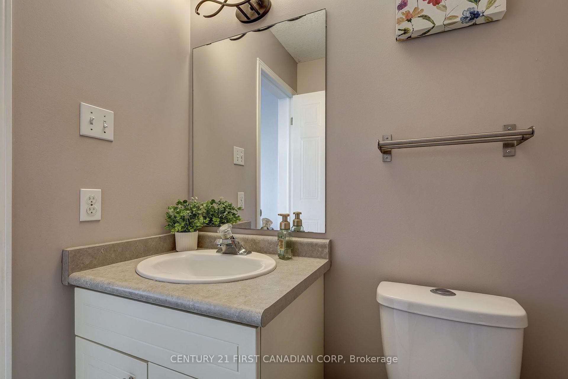 Photo 17 of 232 Ridgeview Place, London, East A — HOMEH