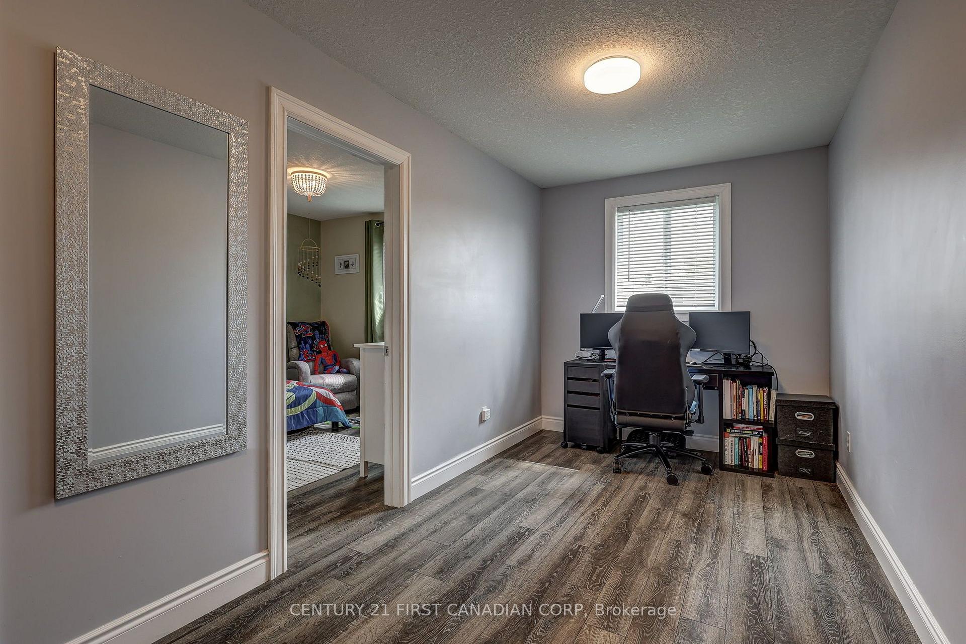 Photo 19 of 232 Ridgeview Place, London, East A — HOMEH