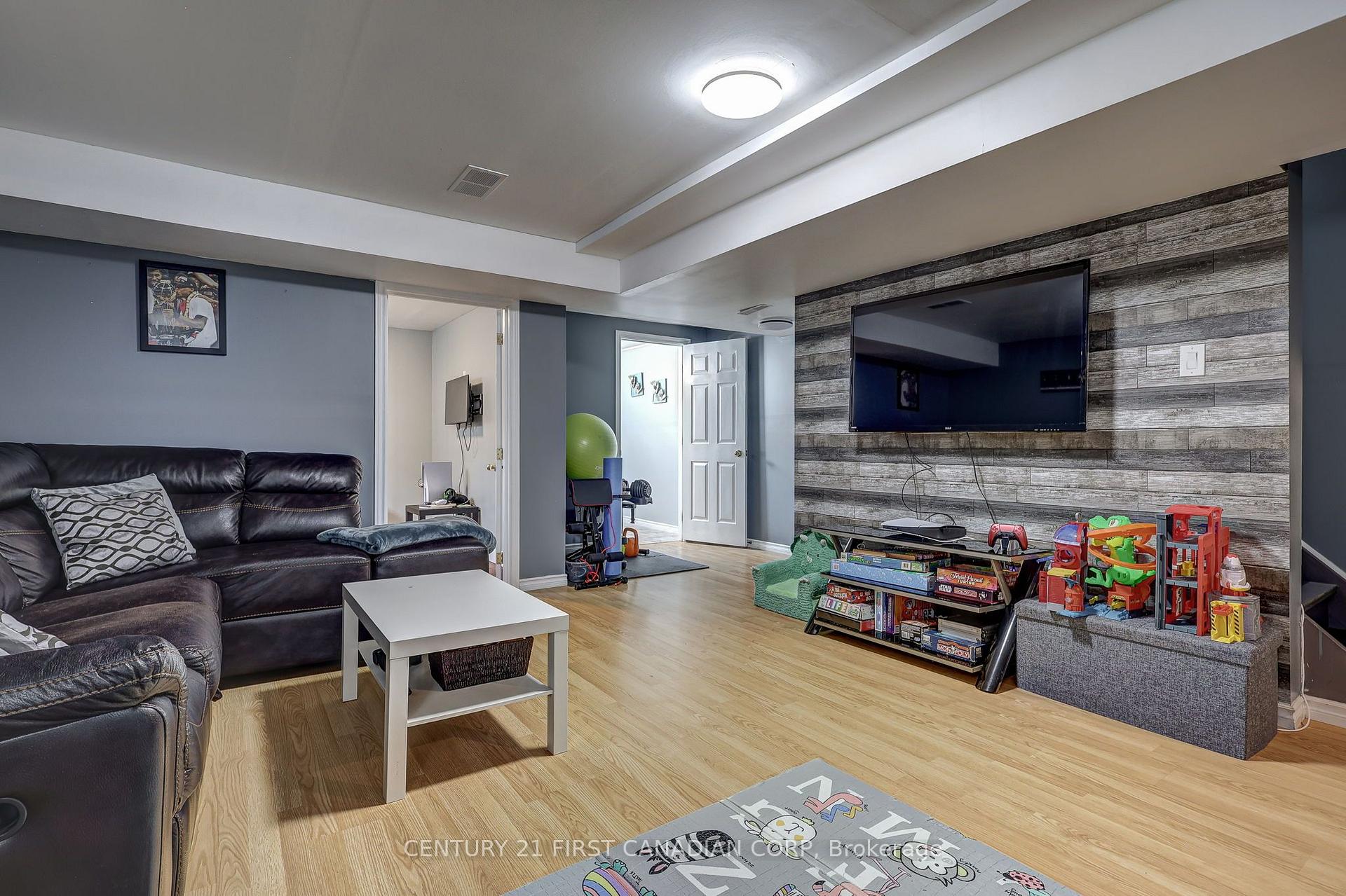 Photo 34 of 232 Ridgeview Place, London, East A — HOMEH