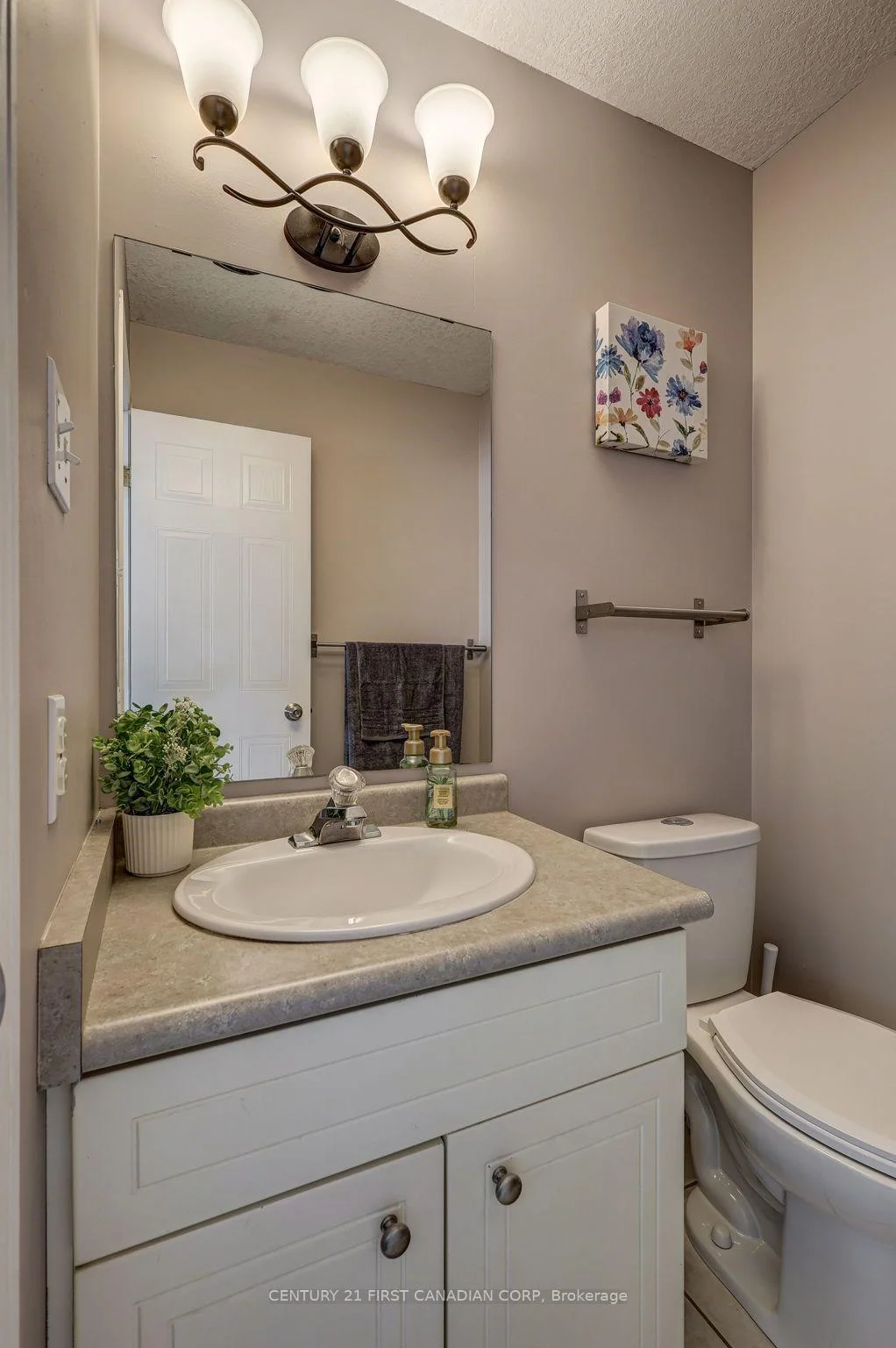 Photo 20 of 232 Ridgeview Place, London, East A — HOMEH