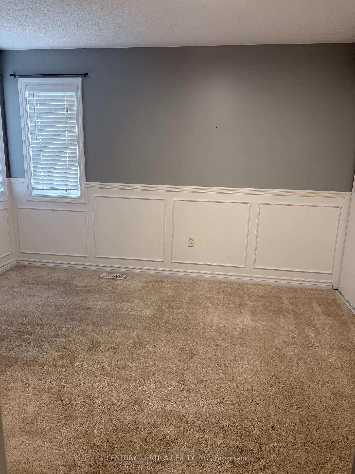 Photo 12 of 43 Redfern Crescent, Clarington, Bowmanville — HOMEH