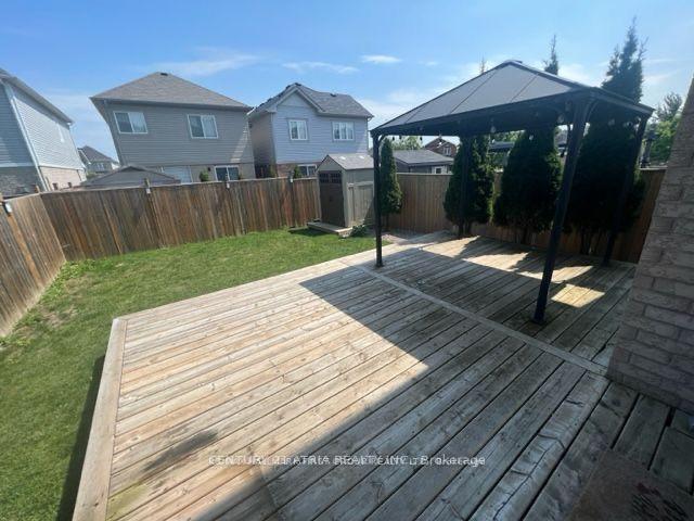 Photo 24 of 43 Redfern Crescent, Clarington, Bowmanville — HOMEH