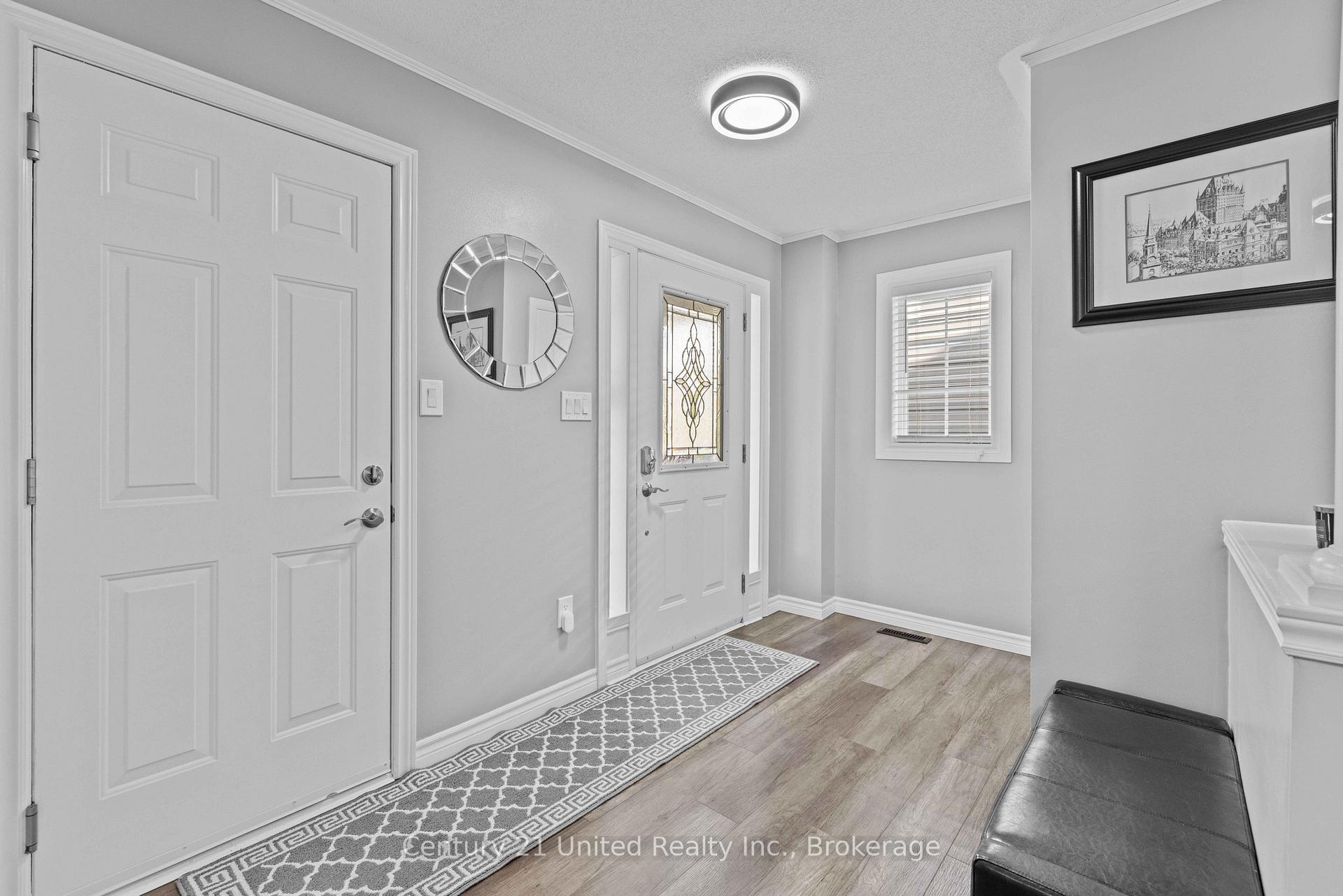 Photo 3 of 49 Waterview Lane, Clarington, Newcastle — HOMEH
