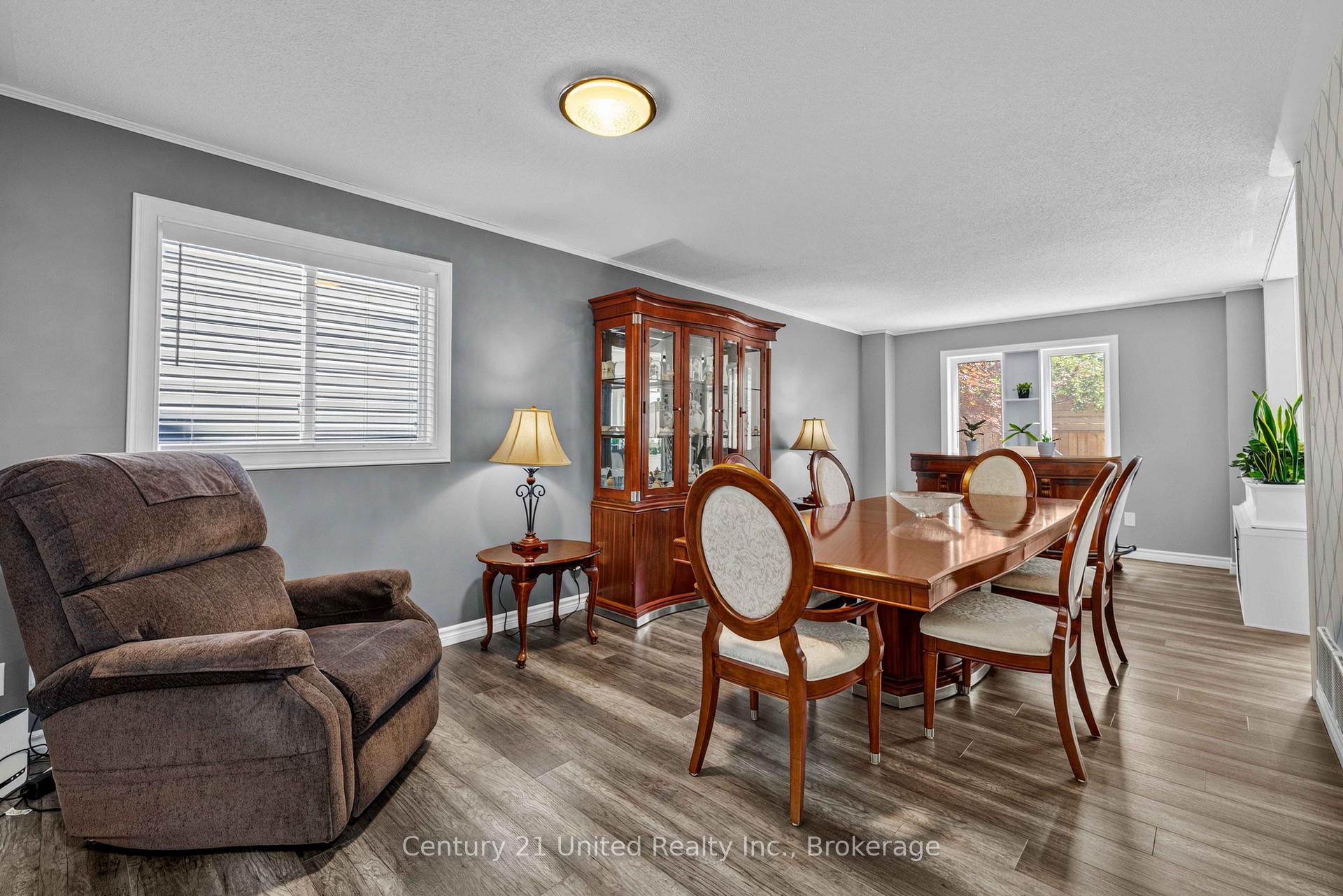 Photo 11 of 49 Waterview Lane, Clarington, Newcastle — HOMEH