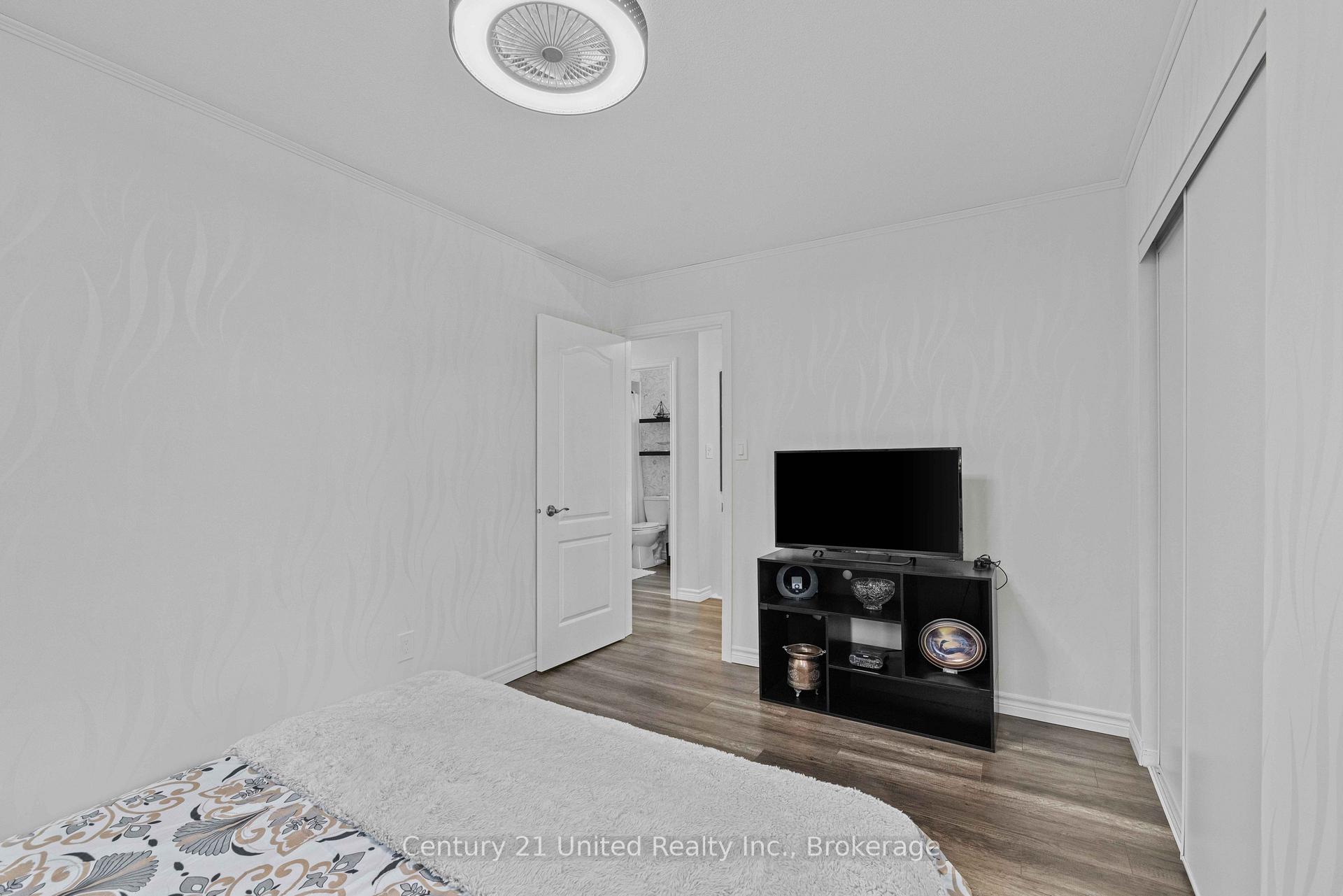 Photo 17 of 49 Waterview Lane, Clarington, Newcastle — HOMEH