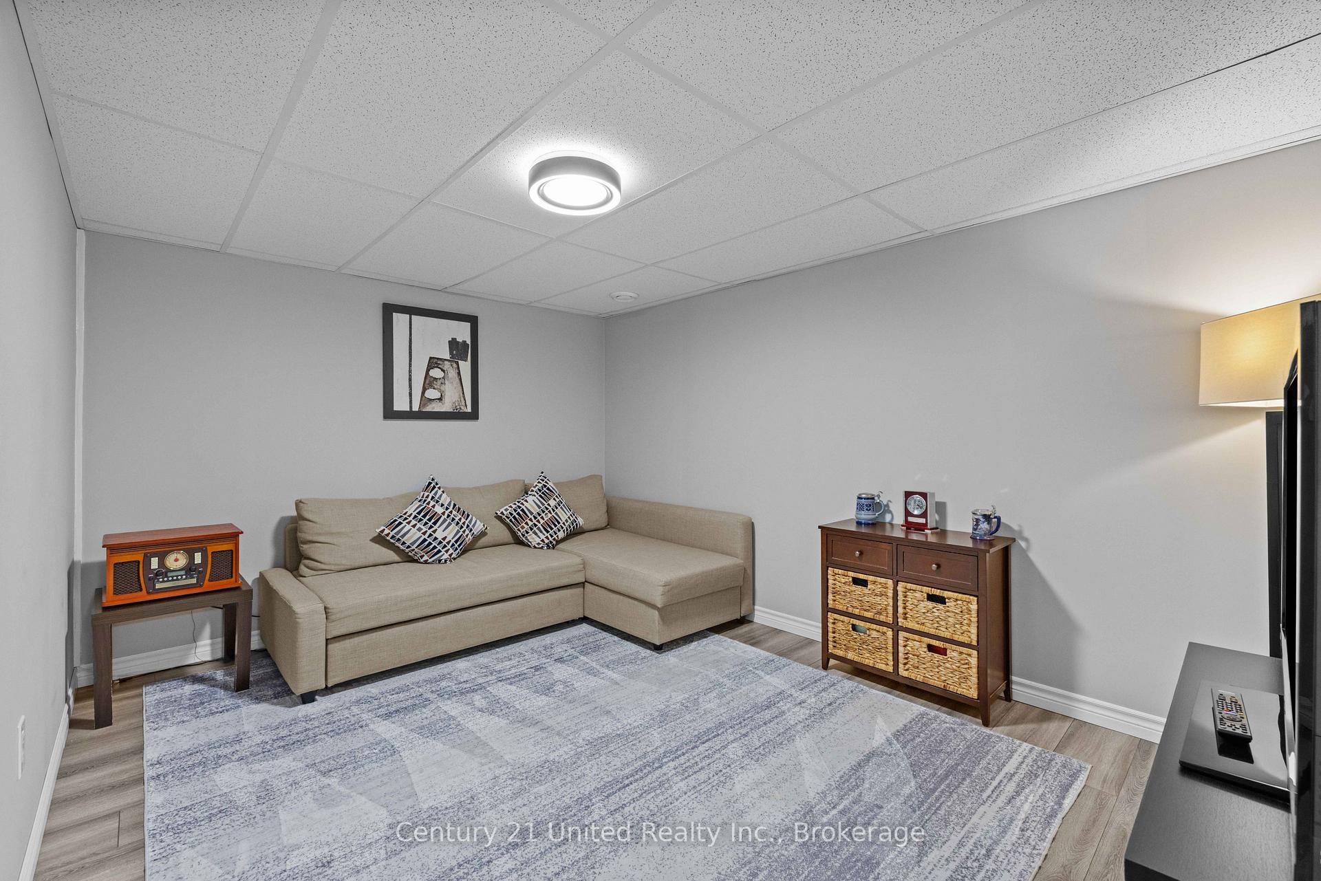 Photo 29 of 49 Waterview Lane, Clarington, Newcastle — HOMEH