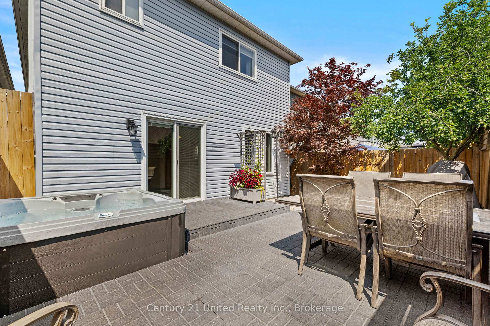 Photo 33 of 49 Waterview Lane, Clarington, Newcastle — HOMEH