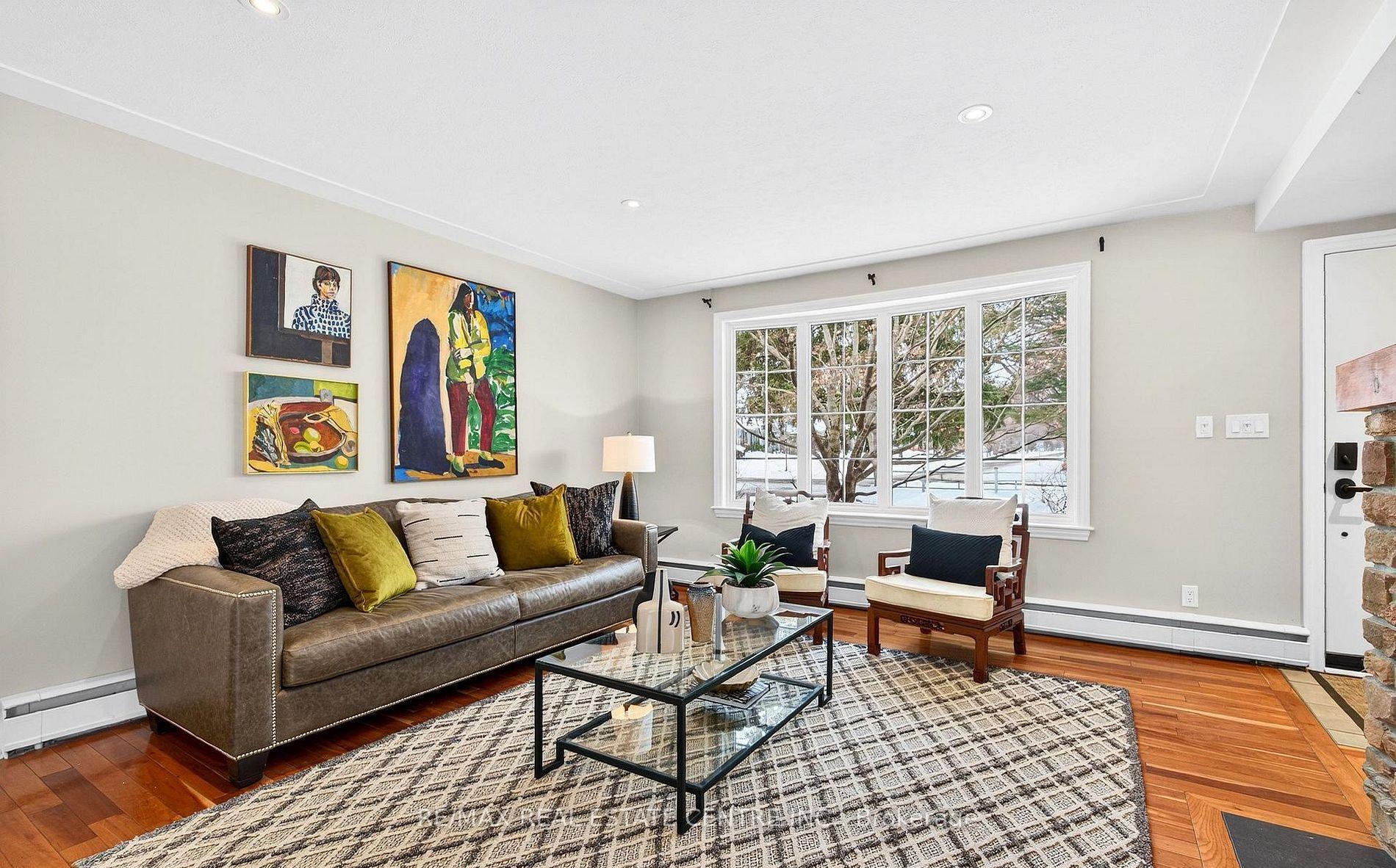 Photo 10 of 582 Cedar Avenue, Burlington, LaSalle — HOMEH