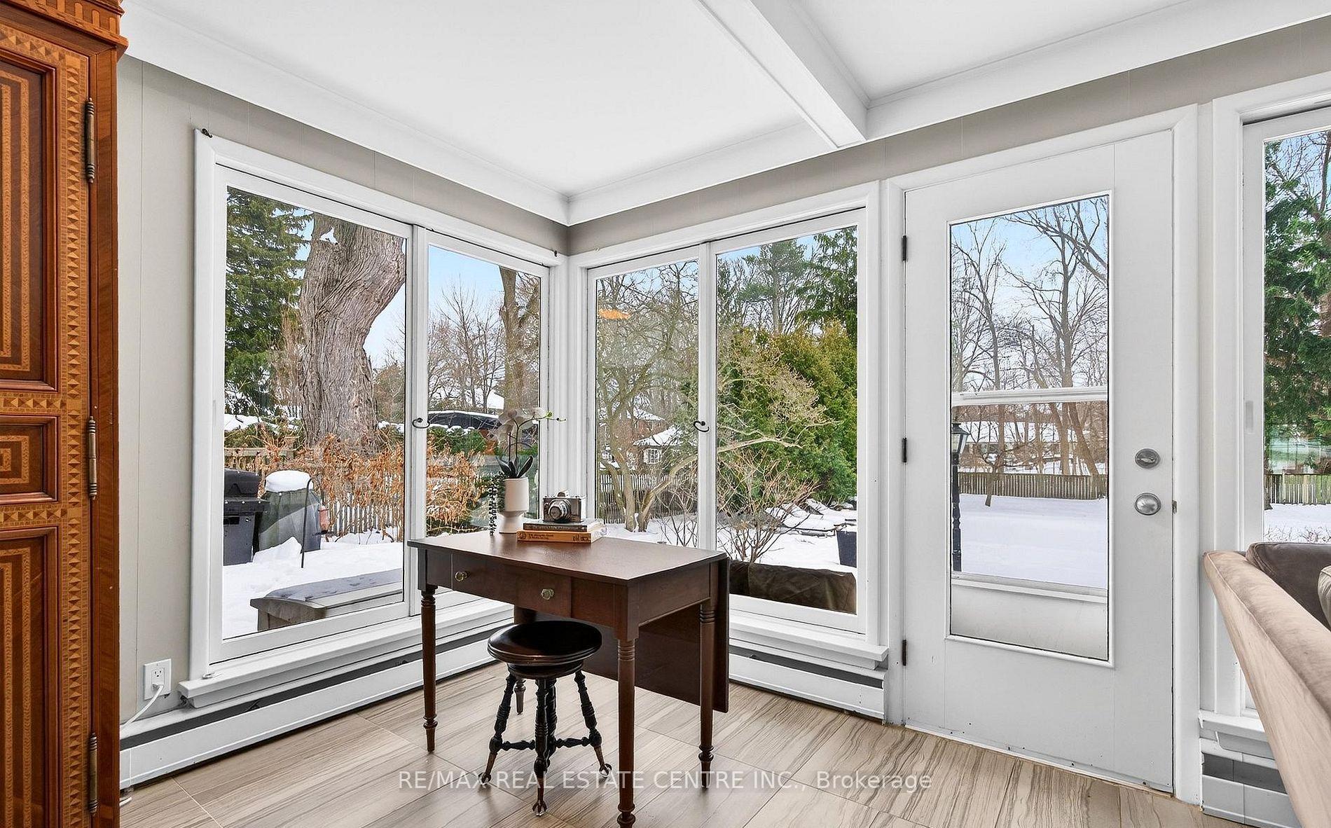 Photo 15 of 582 Cedar Avenue, Burlington, LaSalle — HOMEH