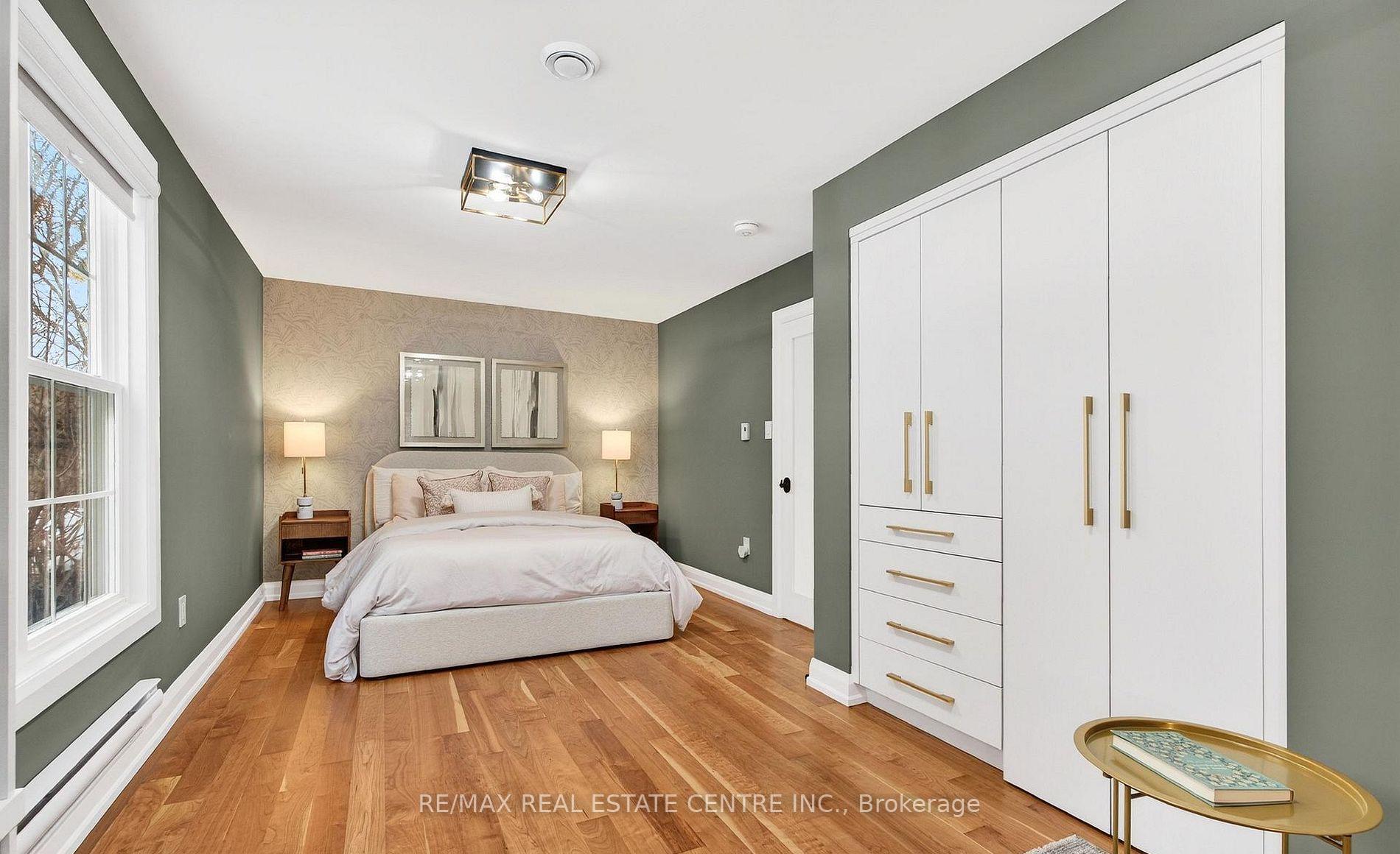 Photo 22 of 582 Cedar Avenue, Burlington, LaSalle — HOMEH