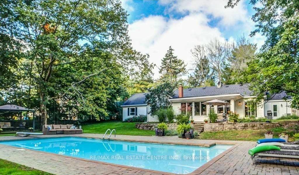 Photo 29 of 582 Cedar Avenue, Burlington, LaSalle — HOMEH