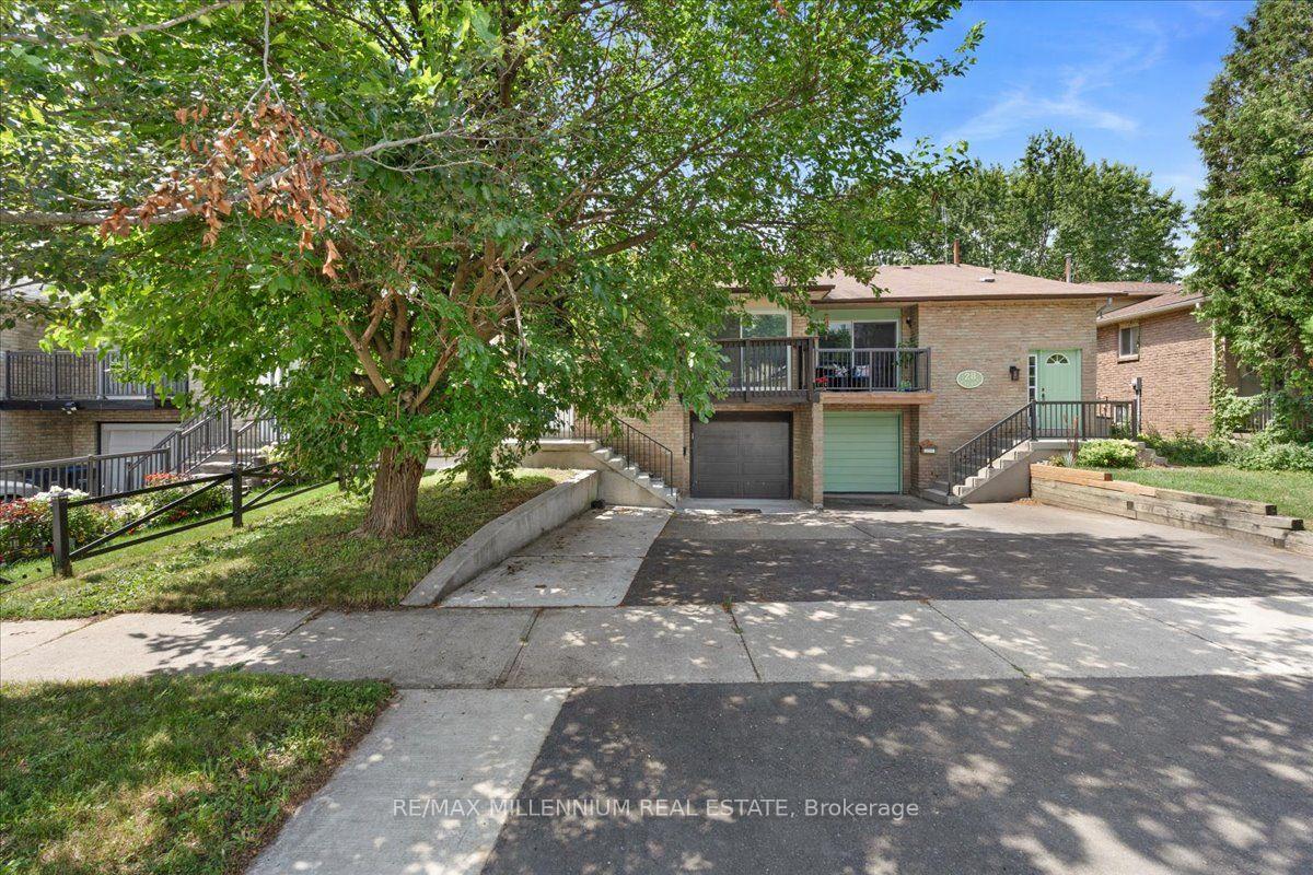 Photo 1 of 26 Talbot Street, Brampton, Bram West — HOMEH