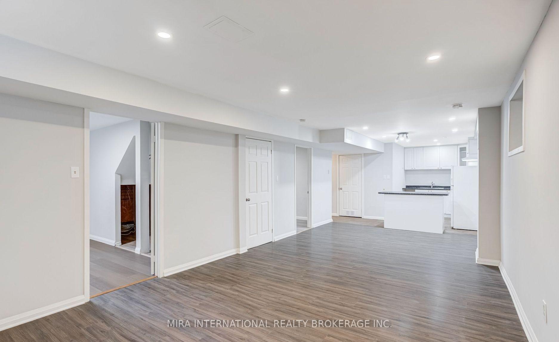 Photo 23 of 25 Leo Boulevard, Wasaga Beach — HOMEH